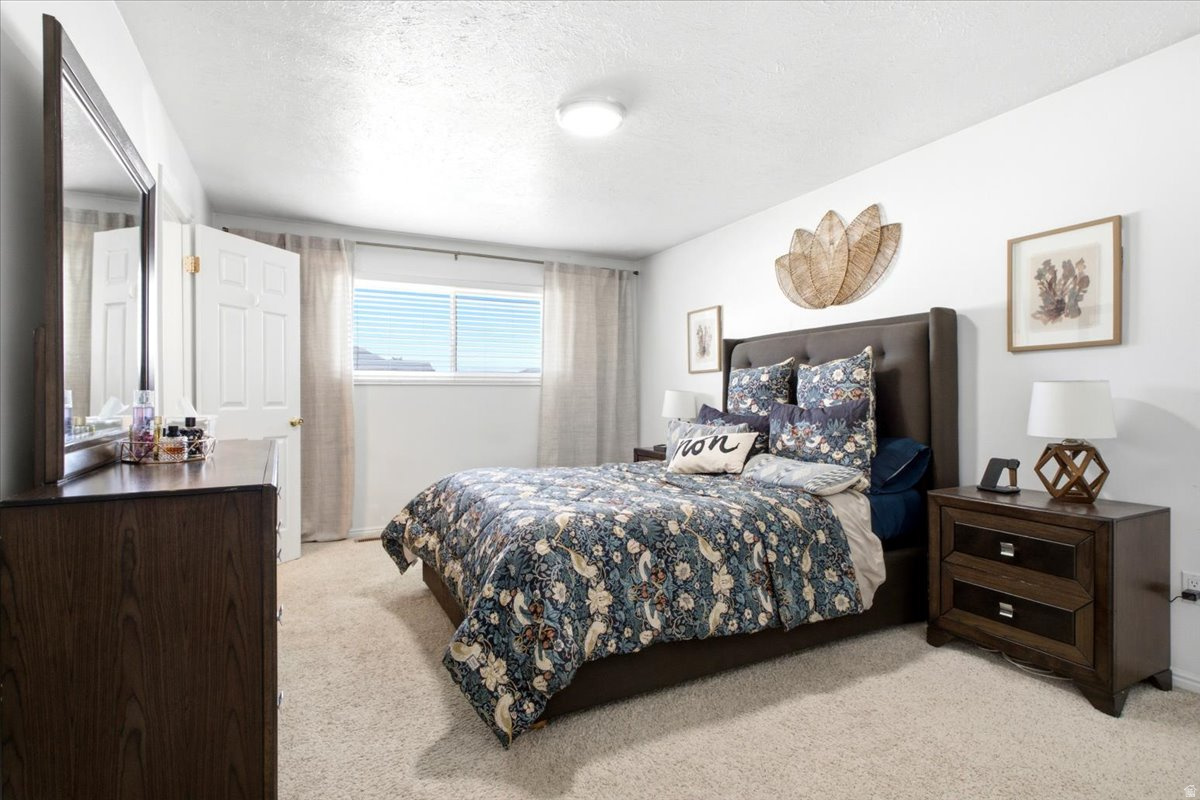 DIAMONDVILLE - Residential
