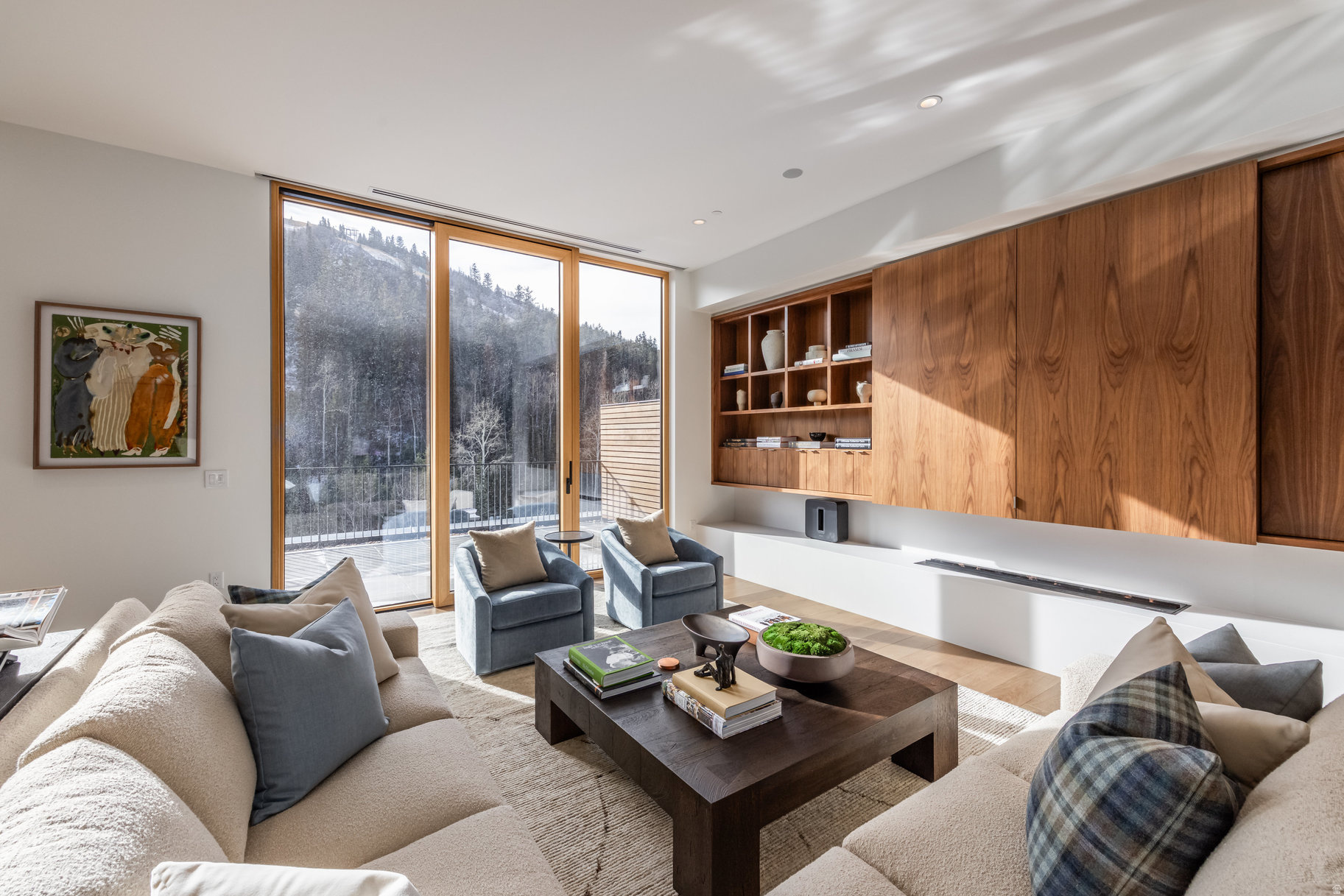 FOUNDERS PLACE - Residential