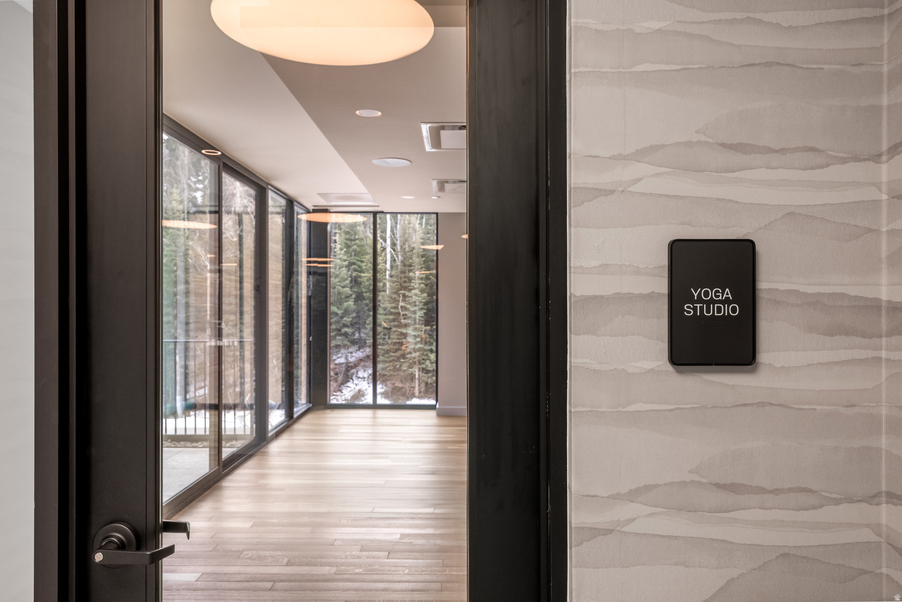 FOUNDERS PLACE - Residential