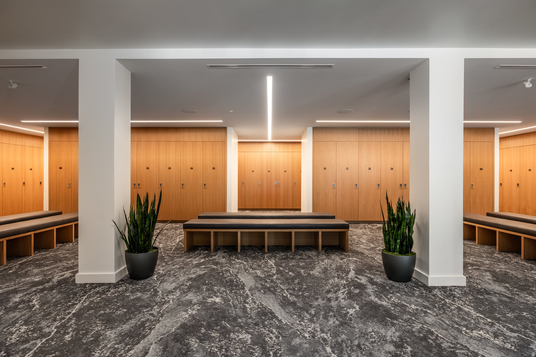 FOUNDERS PLACE - Residential