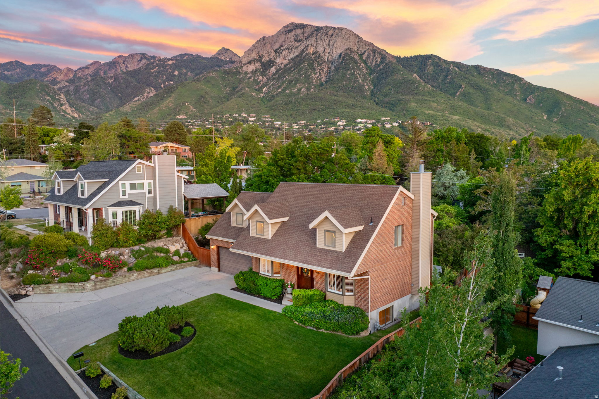 KINGSTON HILLS - Residential