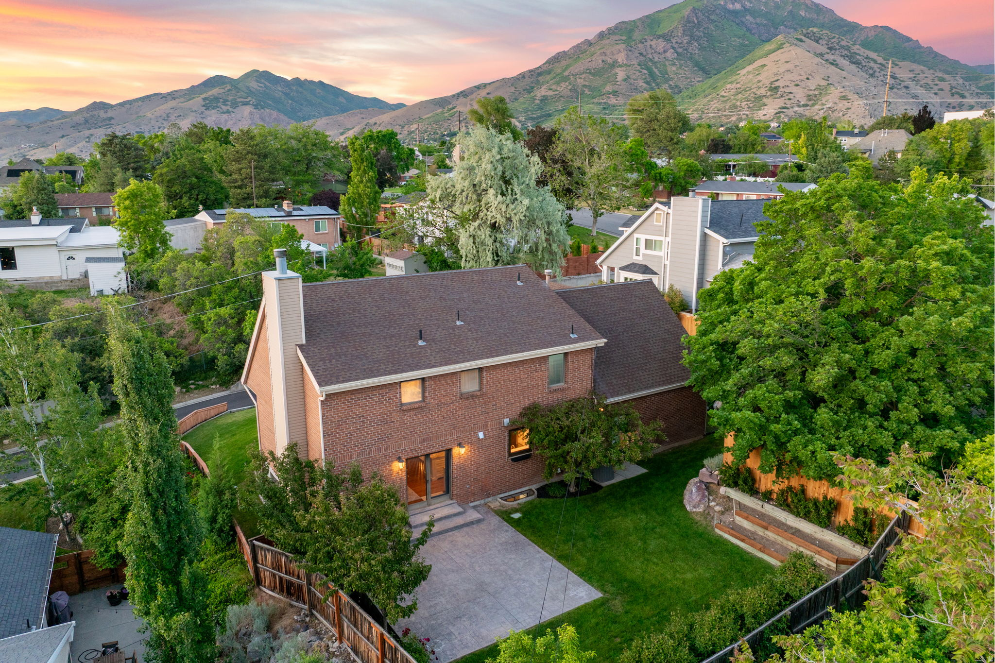 KINGSTON HILLS - Residential