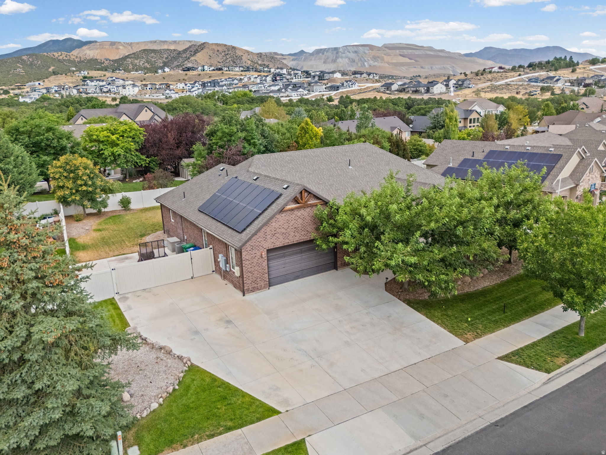 COVE AT HERRIMAN SPRINGS - Residential