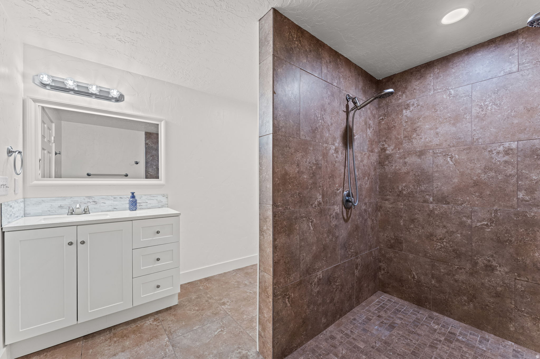 COVE AT HERRIMAN SPRINGS - Residential