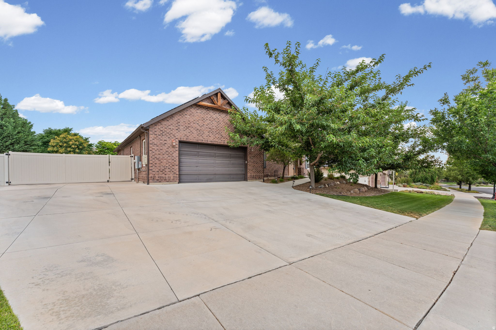 COVE AT HERRIMAN SPRINGS - Residential