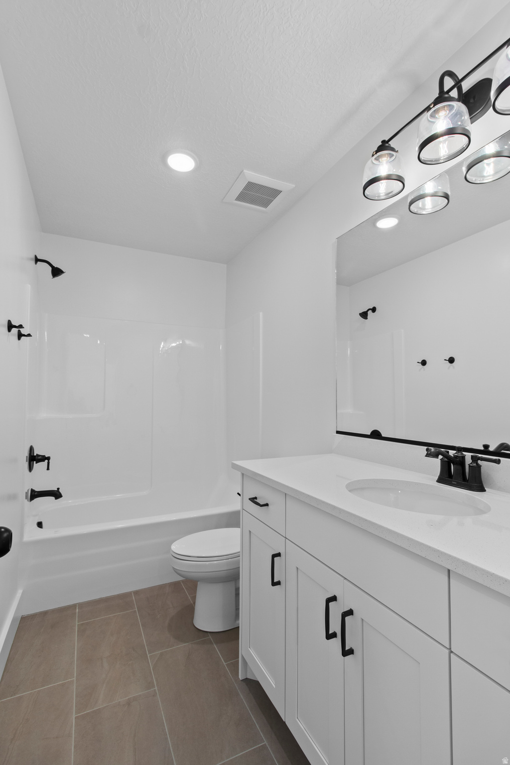 ARCHIBALD ESTATES - Residential