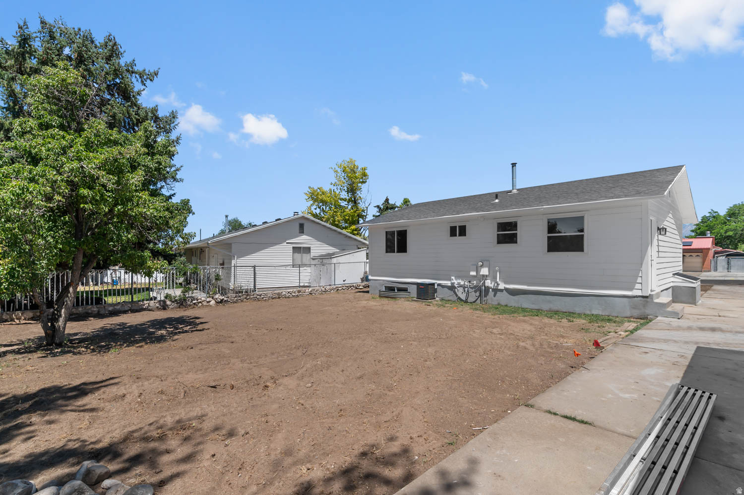 WESTWOOD #3 - Residential