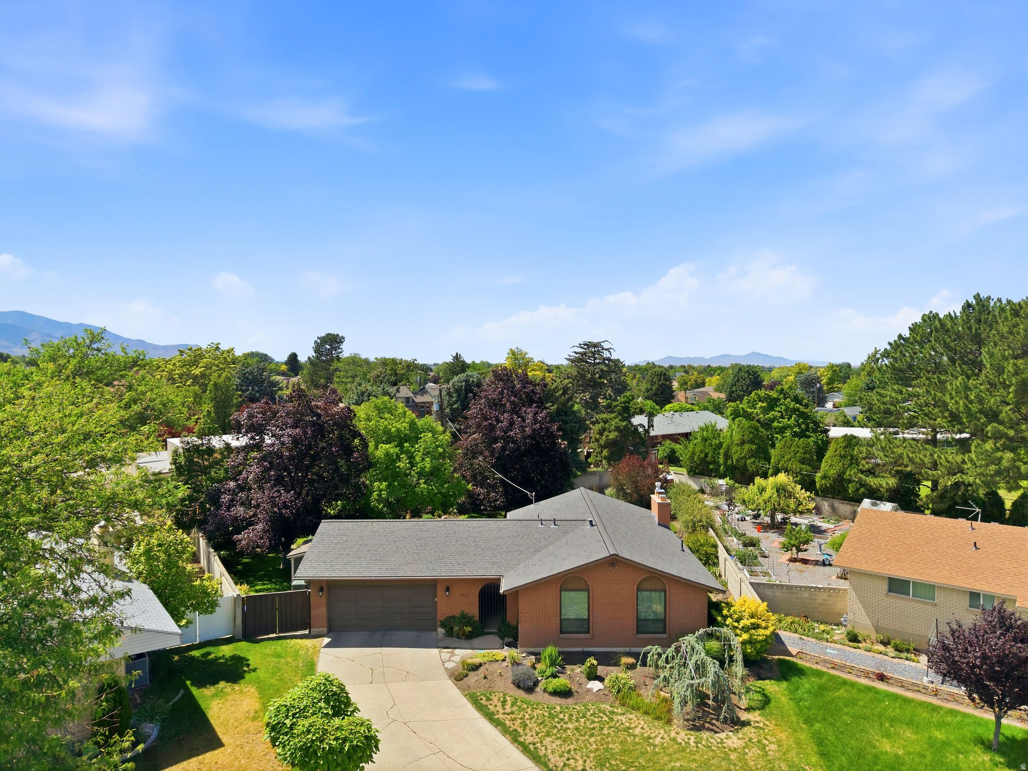 HAWARDEN ESTATES - Residential