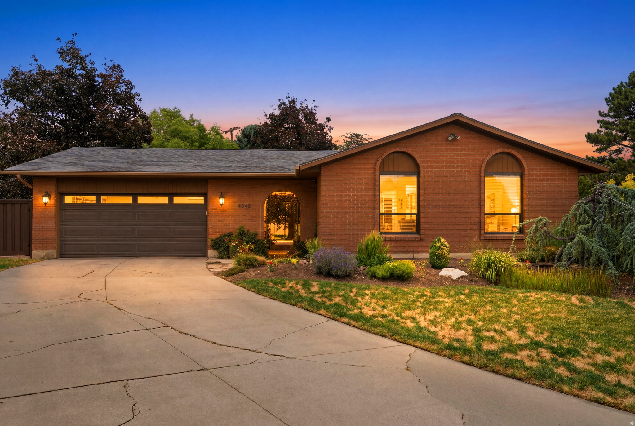 HAWARDEN ESTATES - Residential