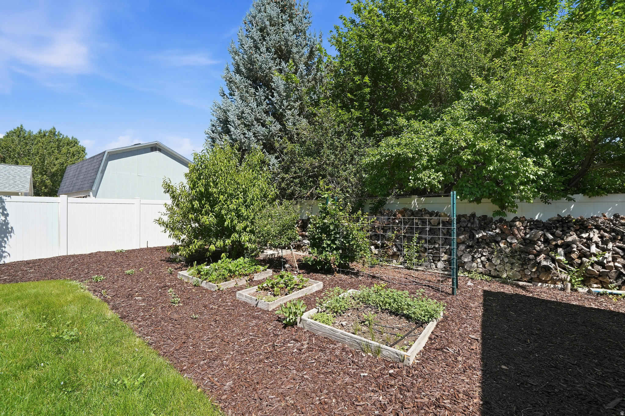 MOUNTAIN PARK ESTATES - Residential