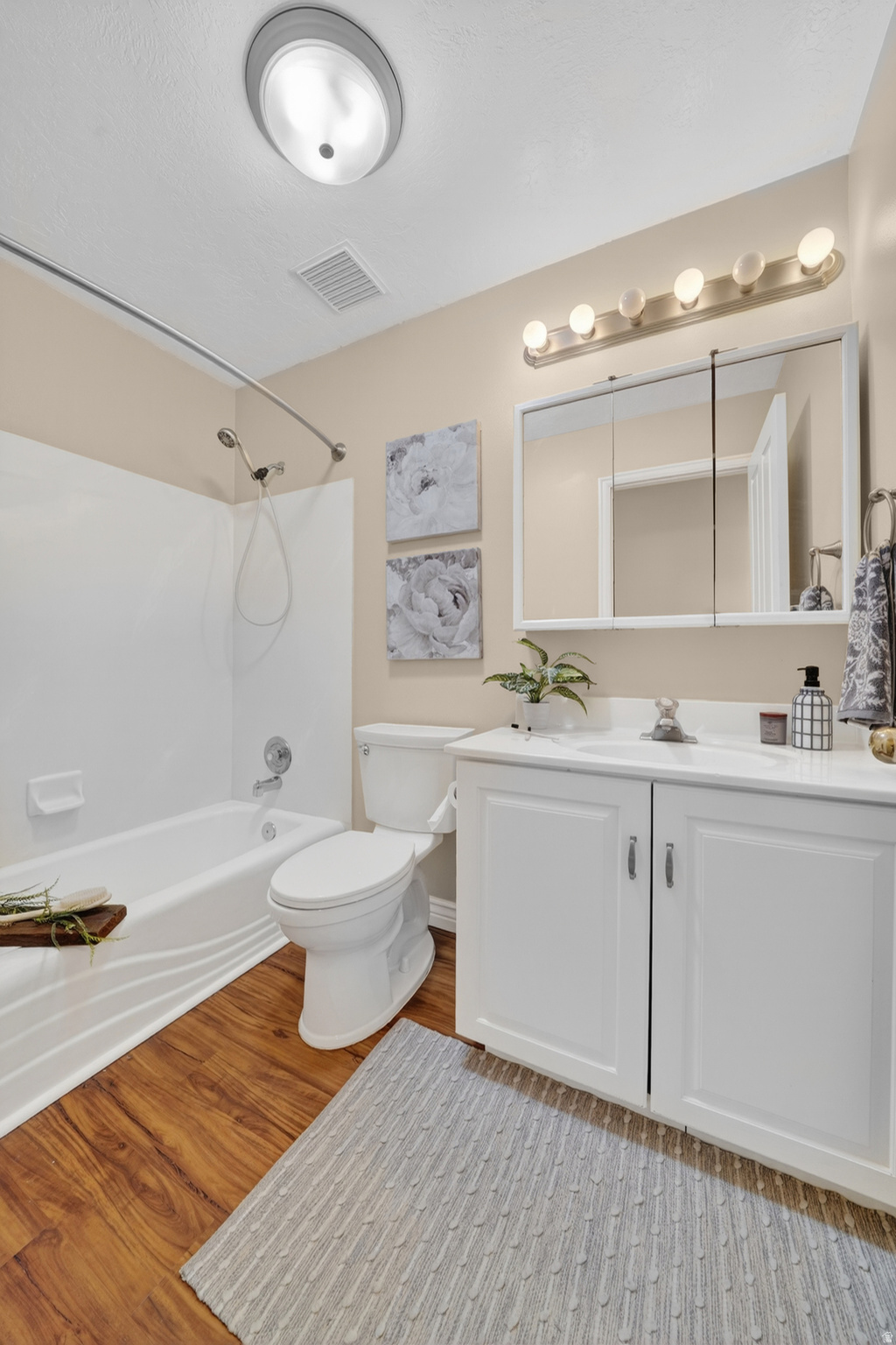 MOUNTAIN PARK ESTATES - Residential