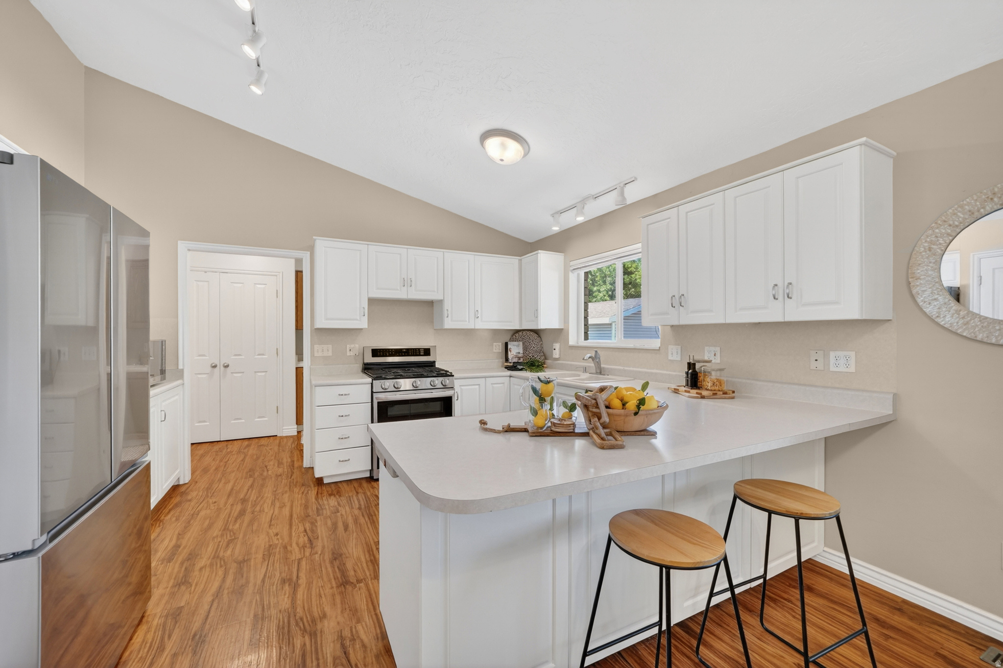 MOUNTAIN PARK ESTATES - Residential