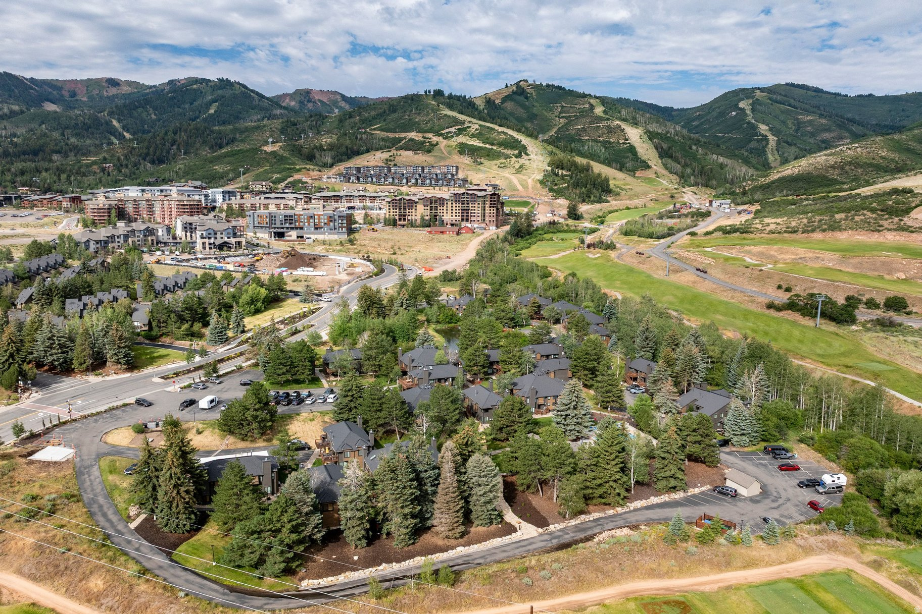 HIDDEN CREEK - Residential