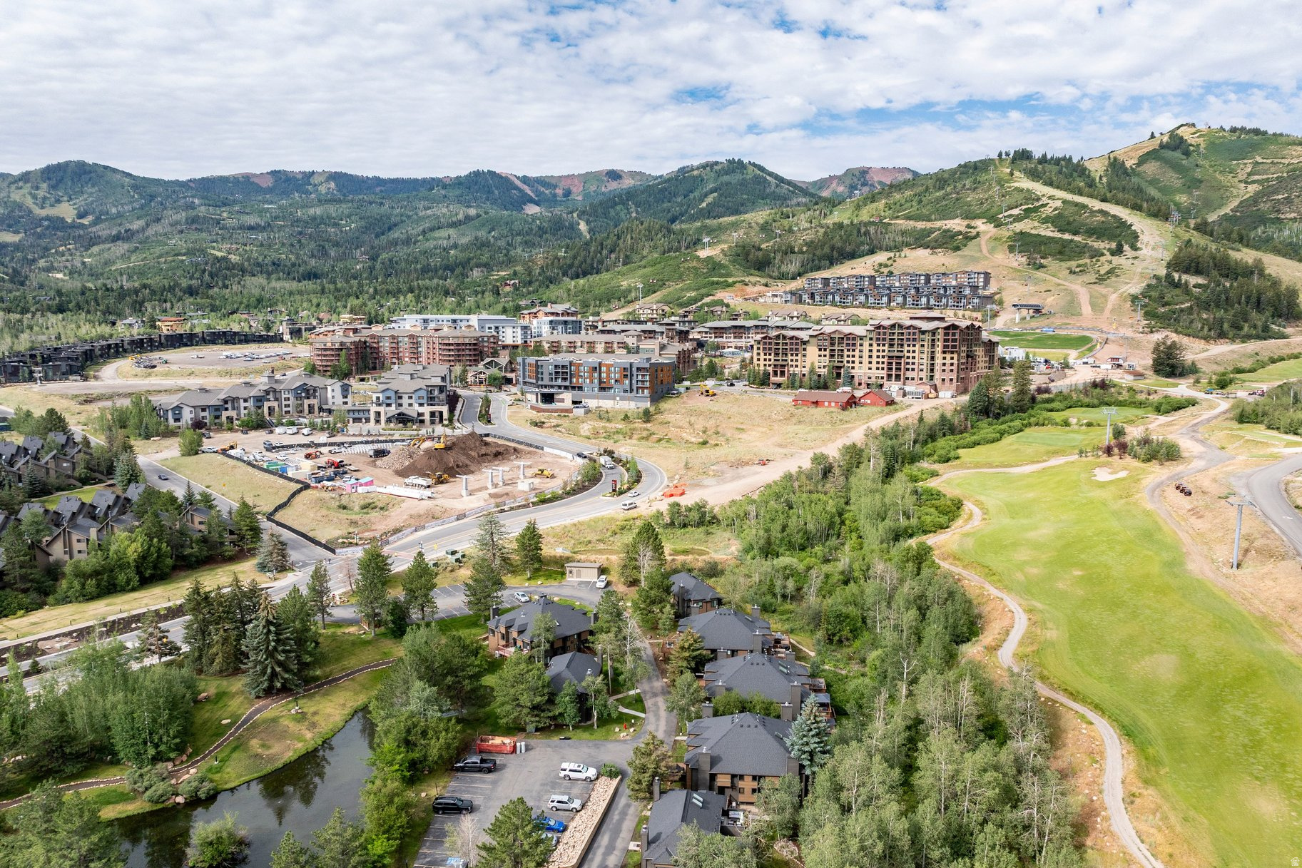 HIDDEN CREEK - Residential