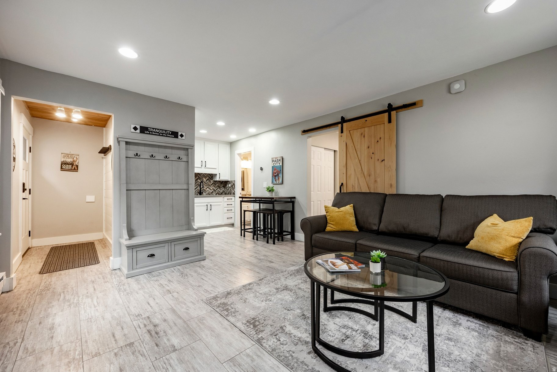 HIDDEN CREEK - Residential