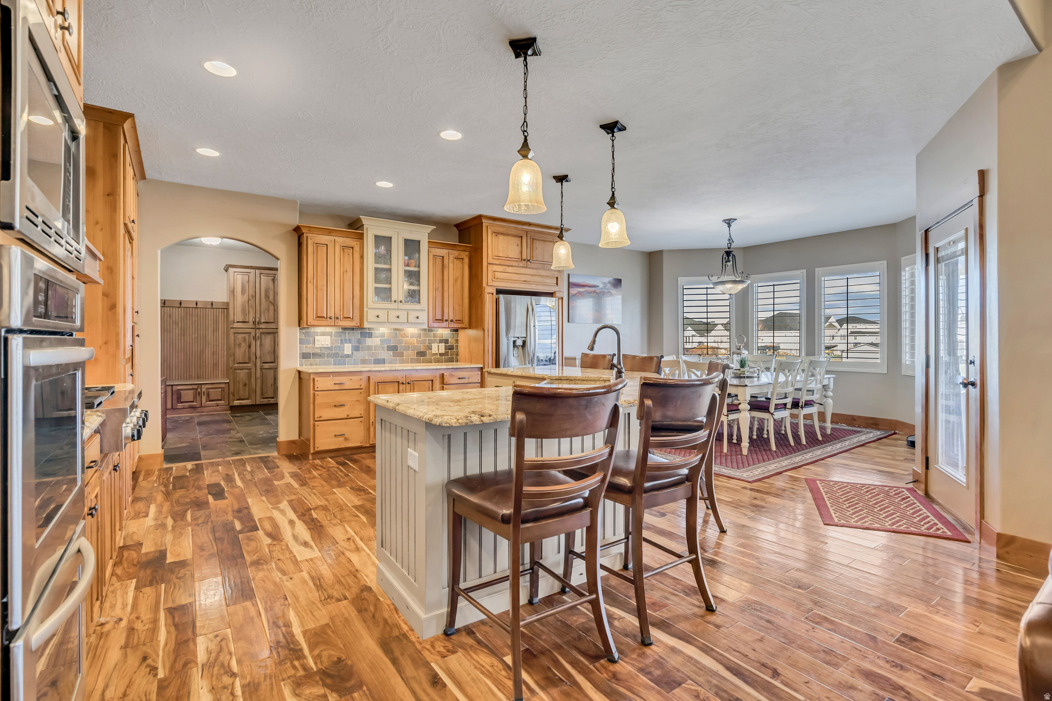 MAPLETON HIGHLANDS - Residential