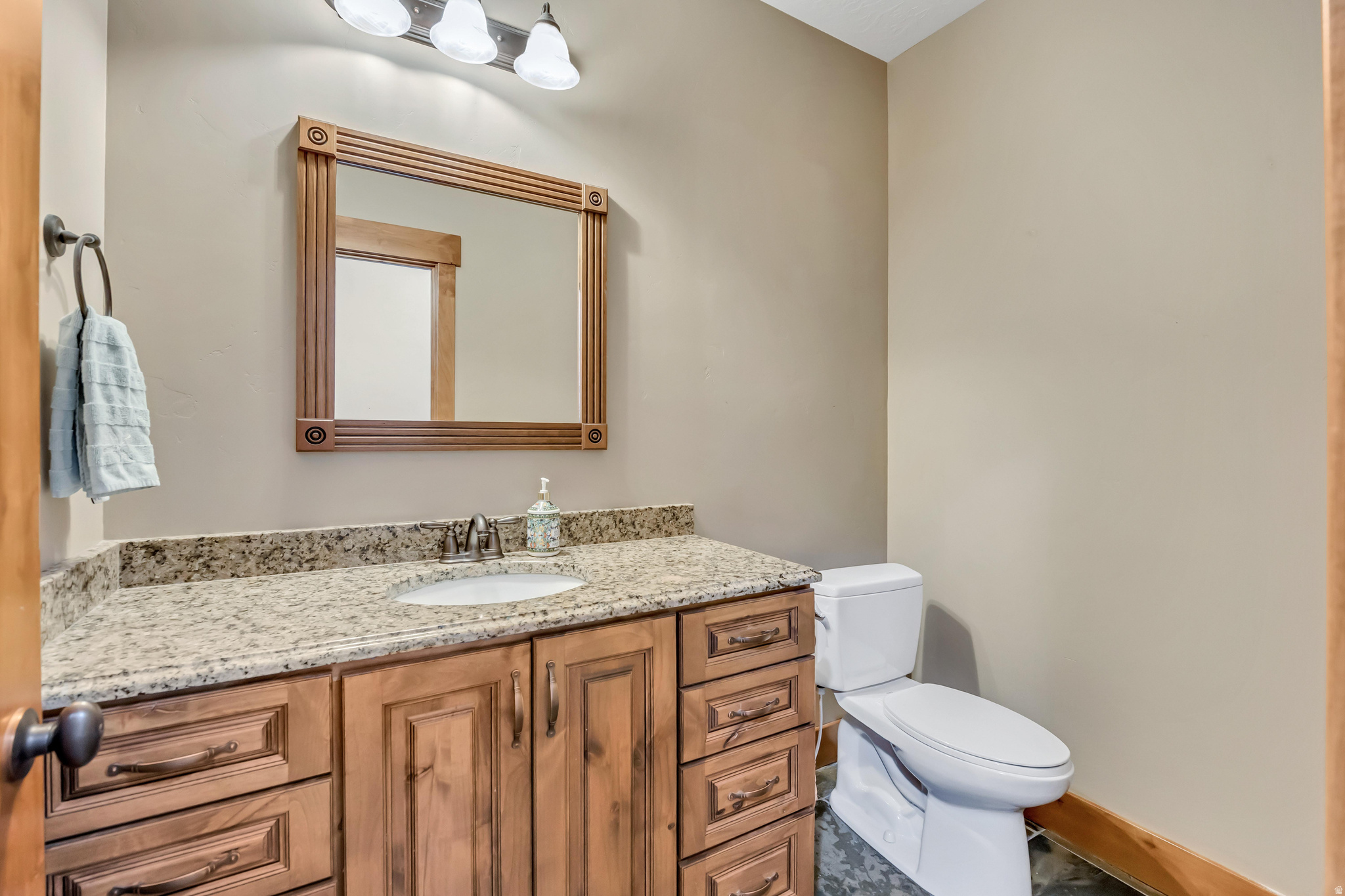 MAPLETON HIGHLANDS - Residential