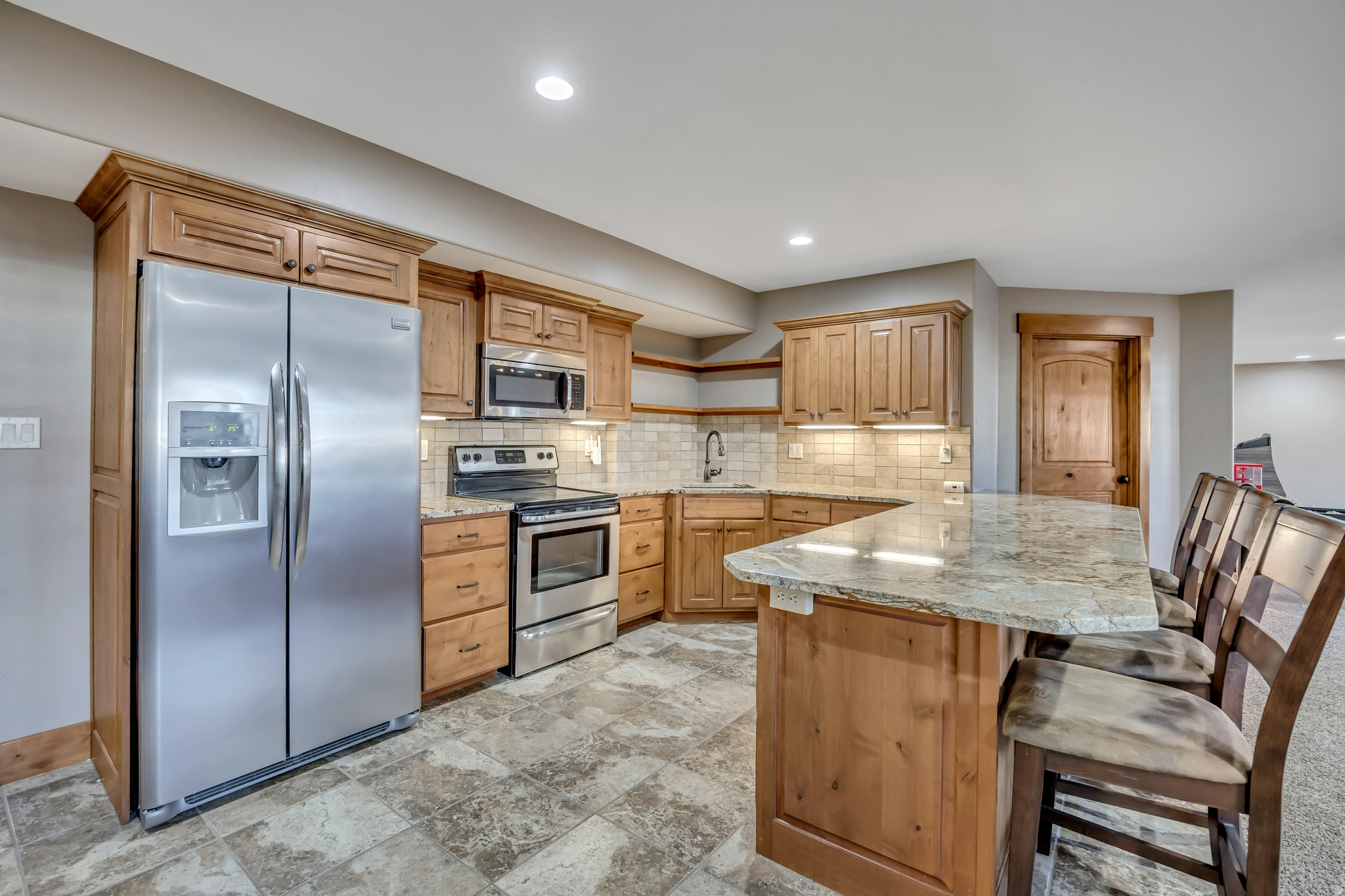 MAPLETON HIGHLANDS - Residential