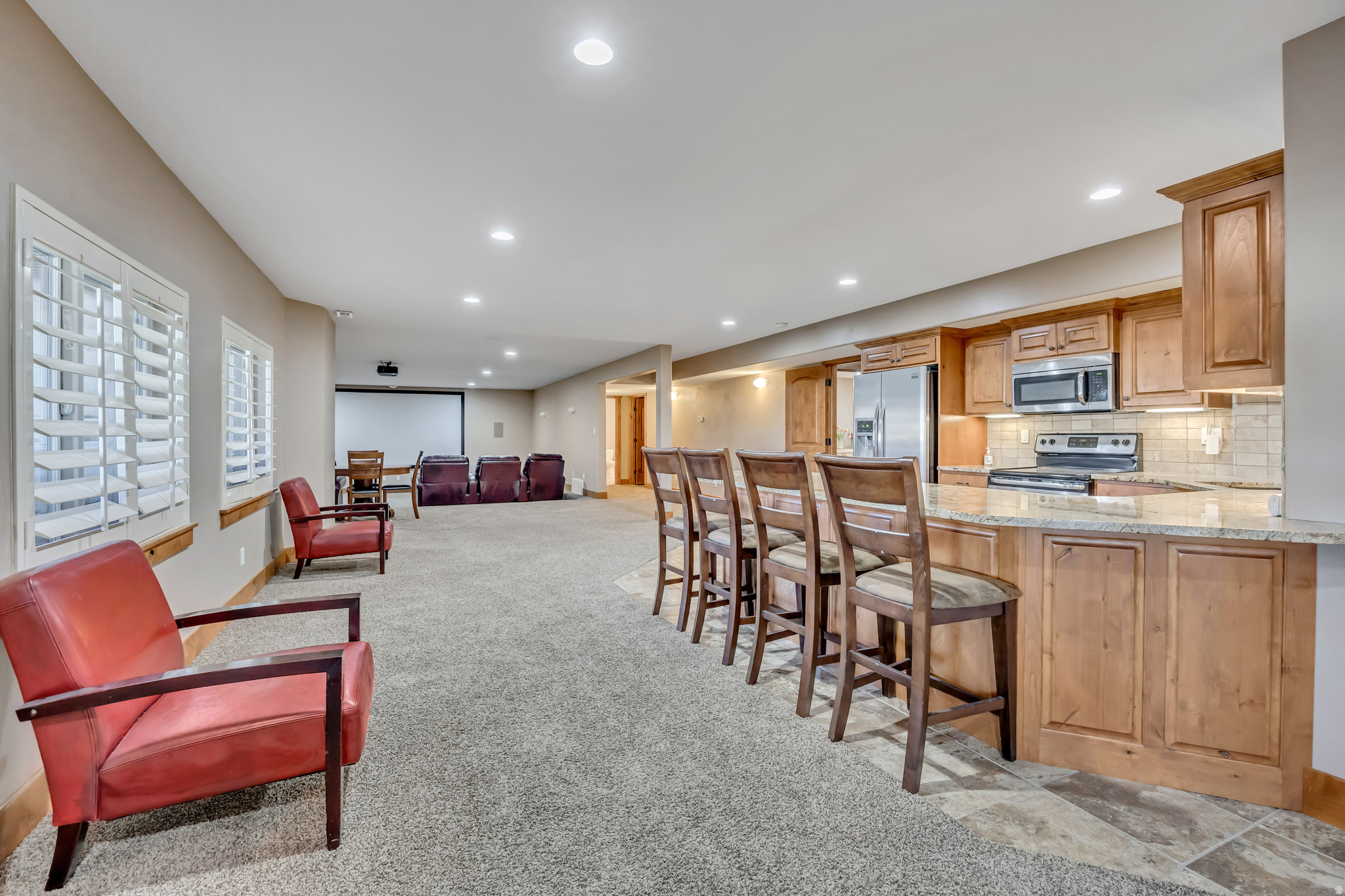 MAPLETON HIGHLANDS - Residential