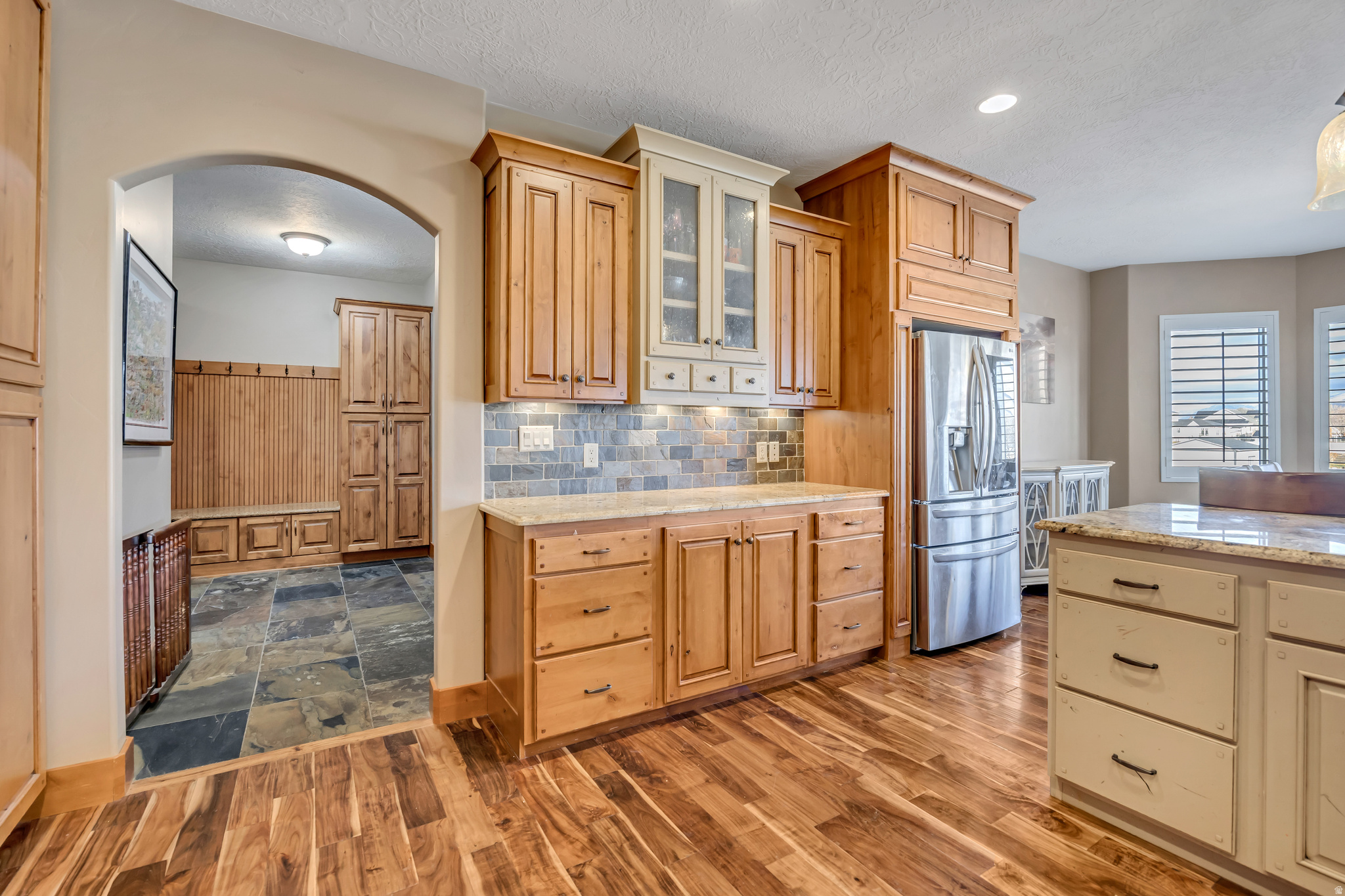 MAPLETON HIGHLANDS - Residential