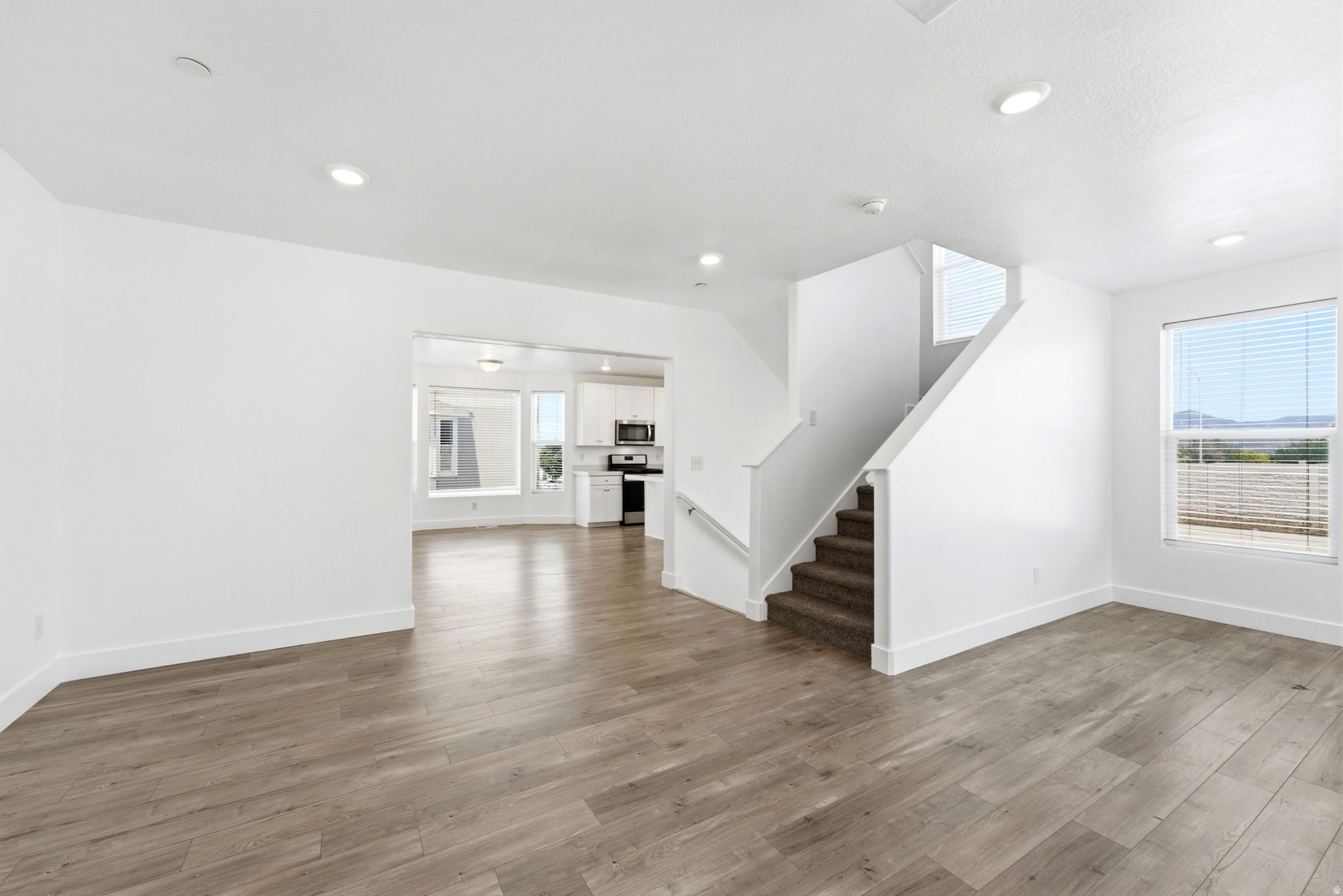 MUIRHOUSE - Residential