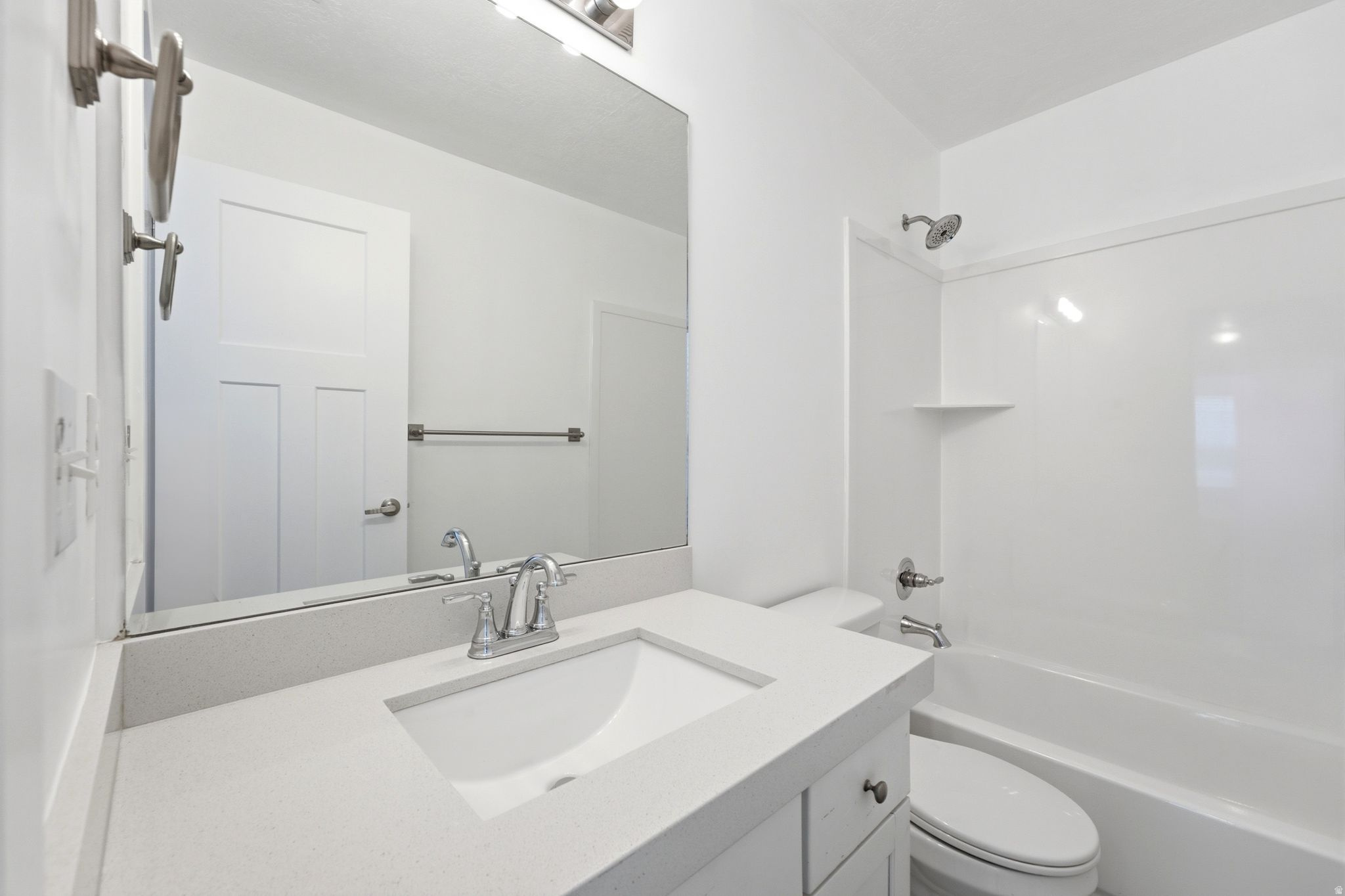 MUIRHOUSE - Residential