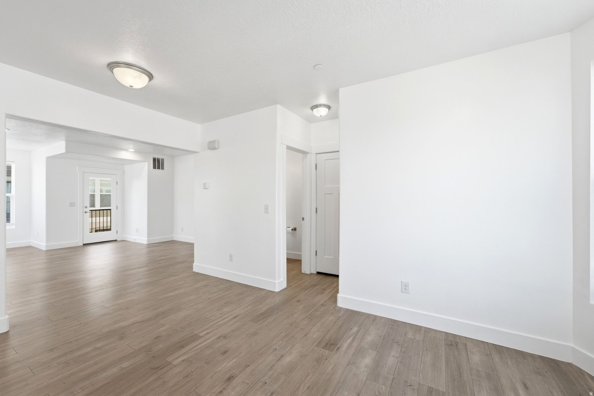 MUIRHOUSE - Residential