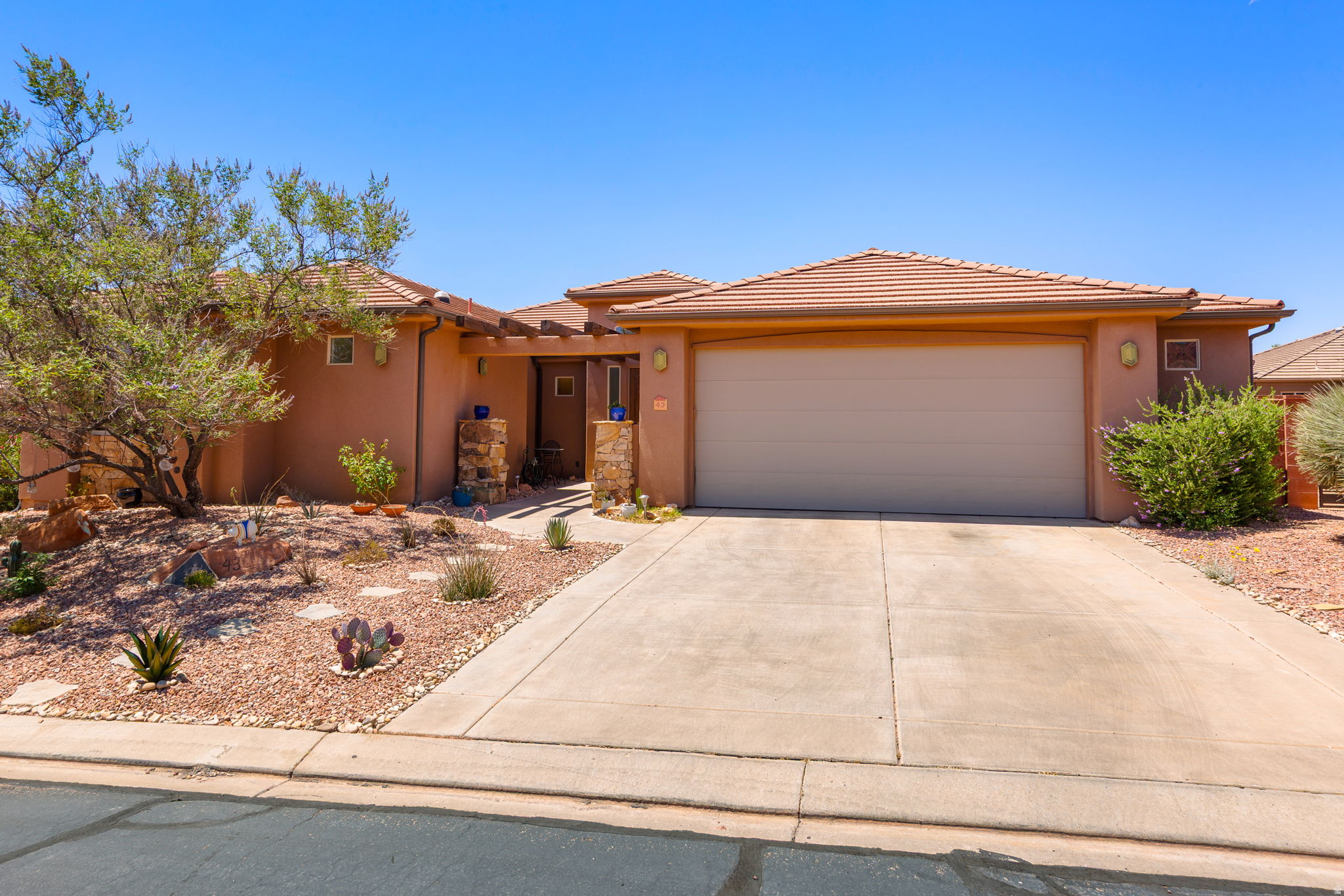 COPPER CANYON 1 - Residential