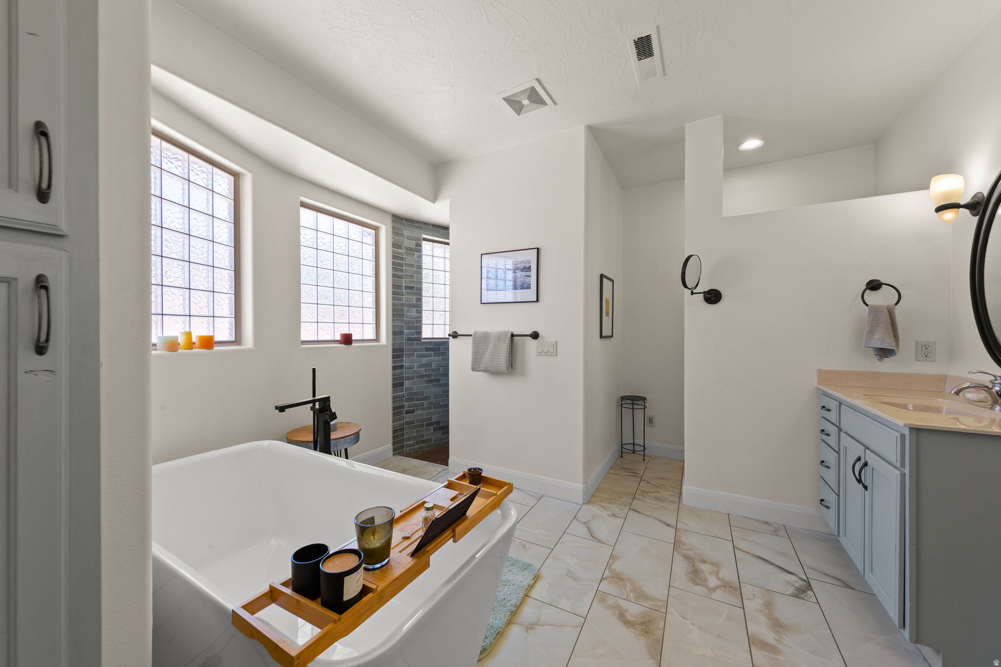 COPPER CANYON 1 - Residential