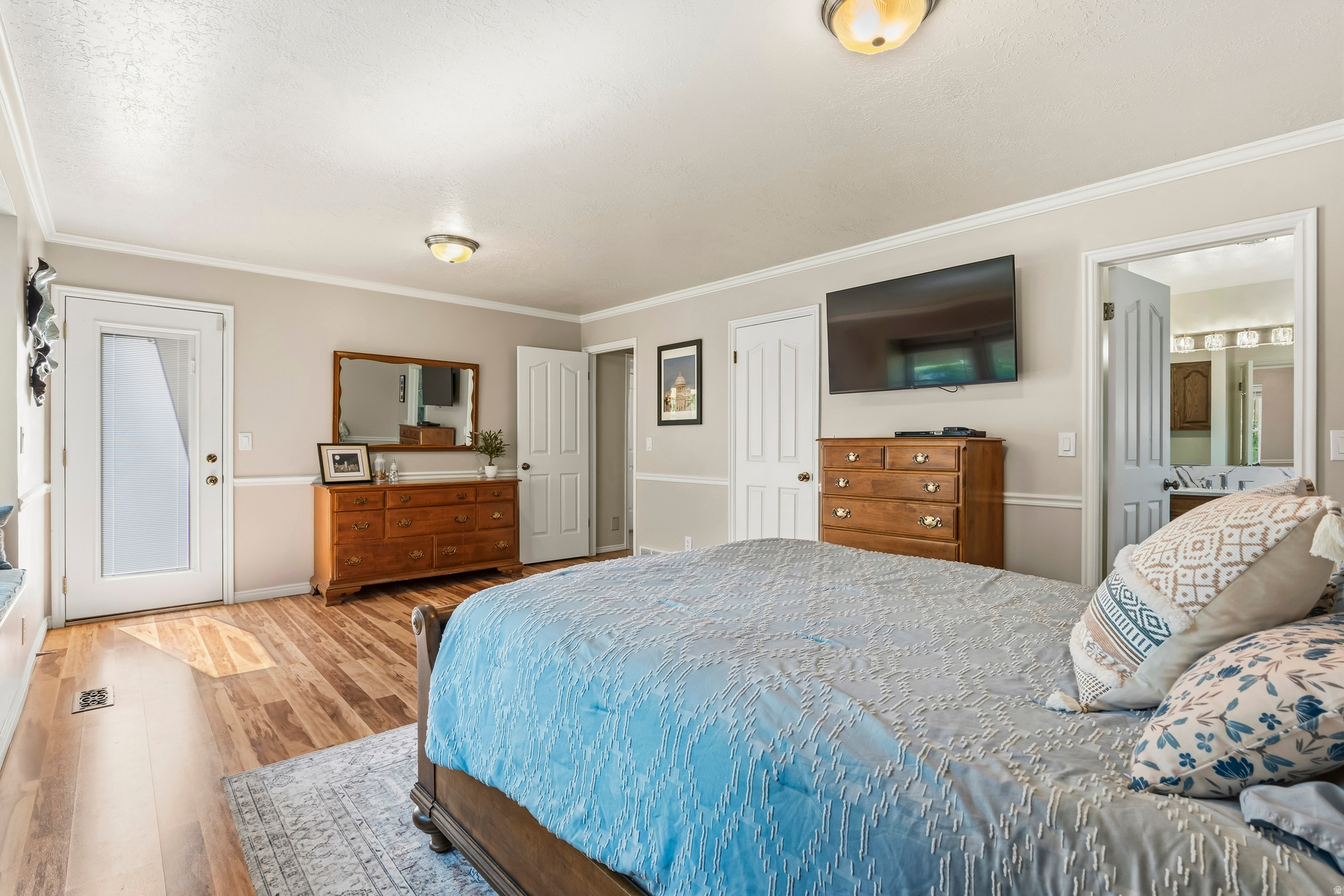 LAKEVIEW HEIGHTS - Residential
