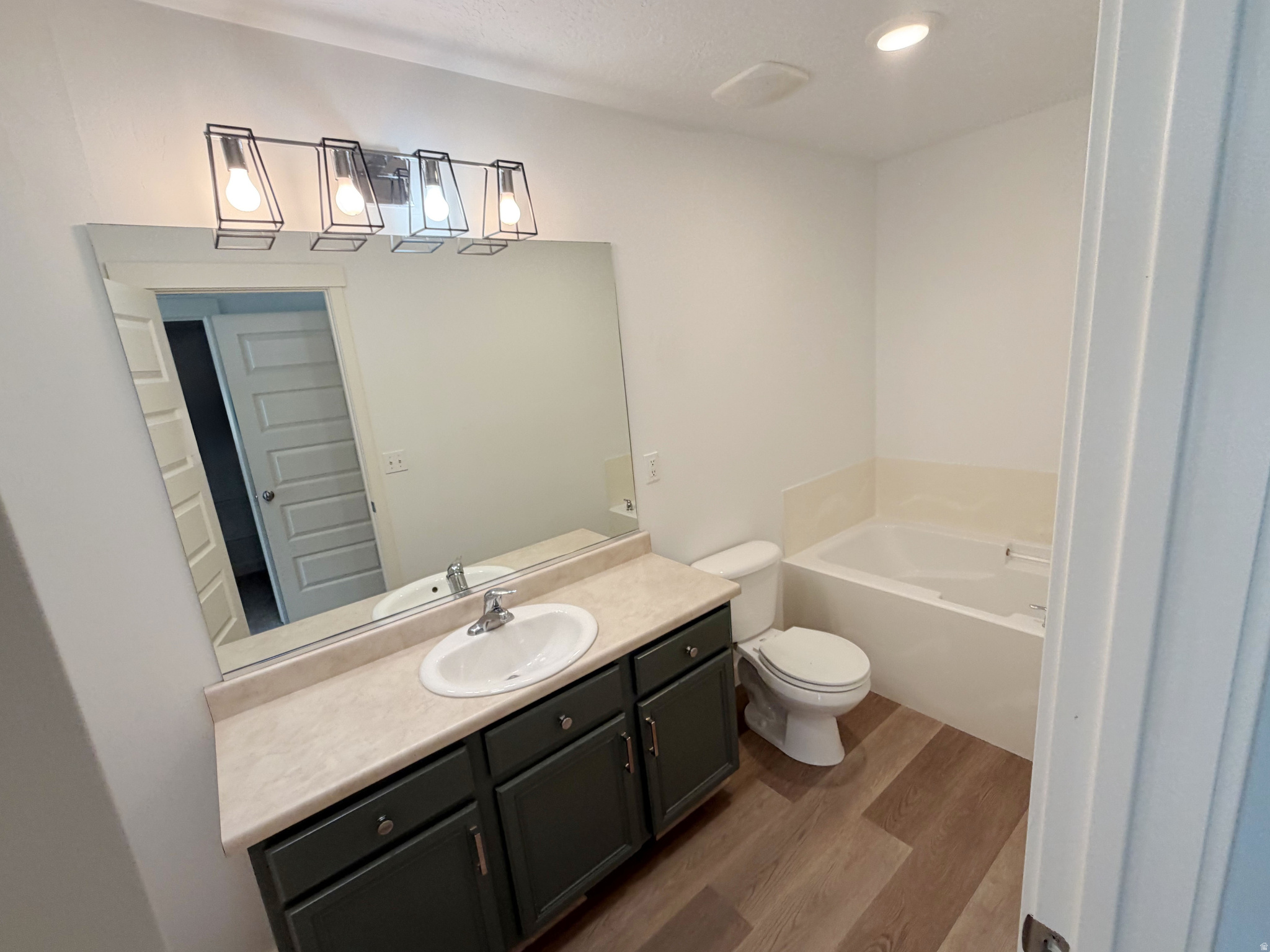 SUMMERLANE @DISTRICT - Residential