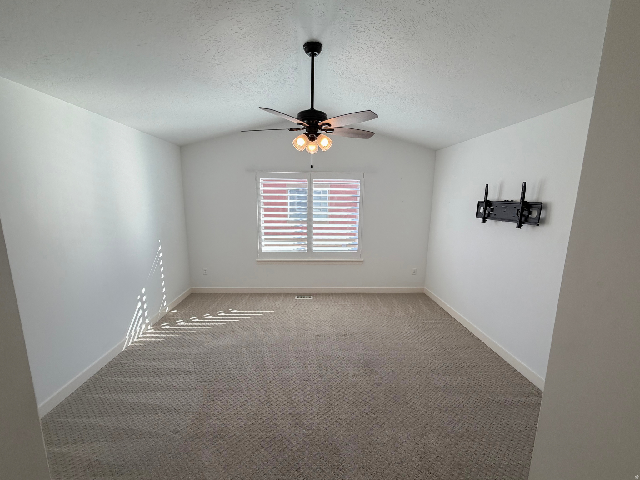 SUMMERLANE @DISTRICT - Residential
