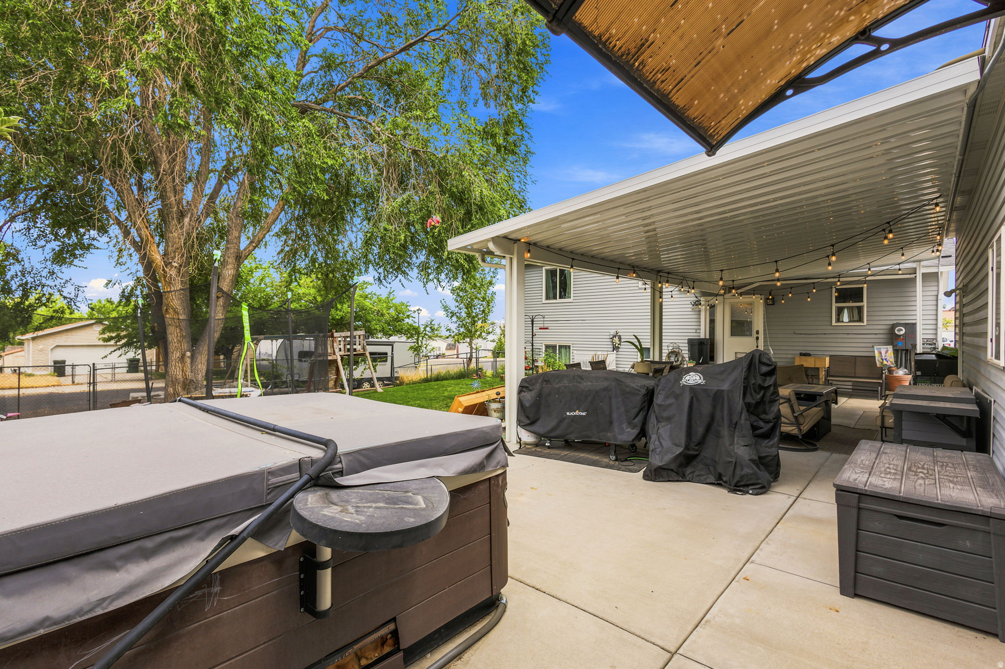 SO LAND TERRACE - Residential