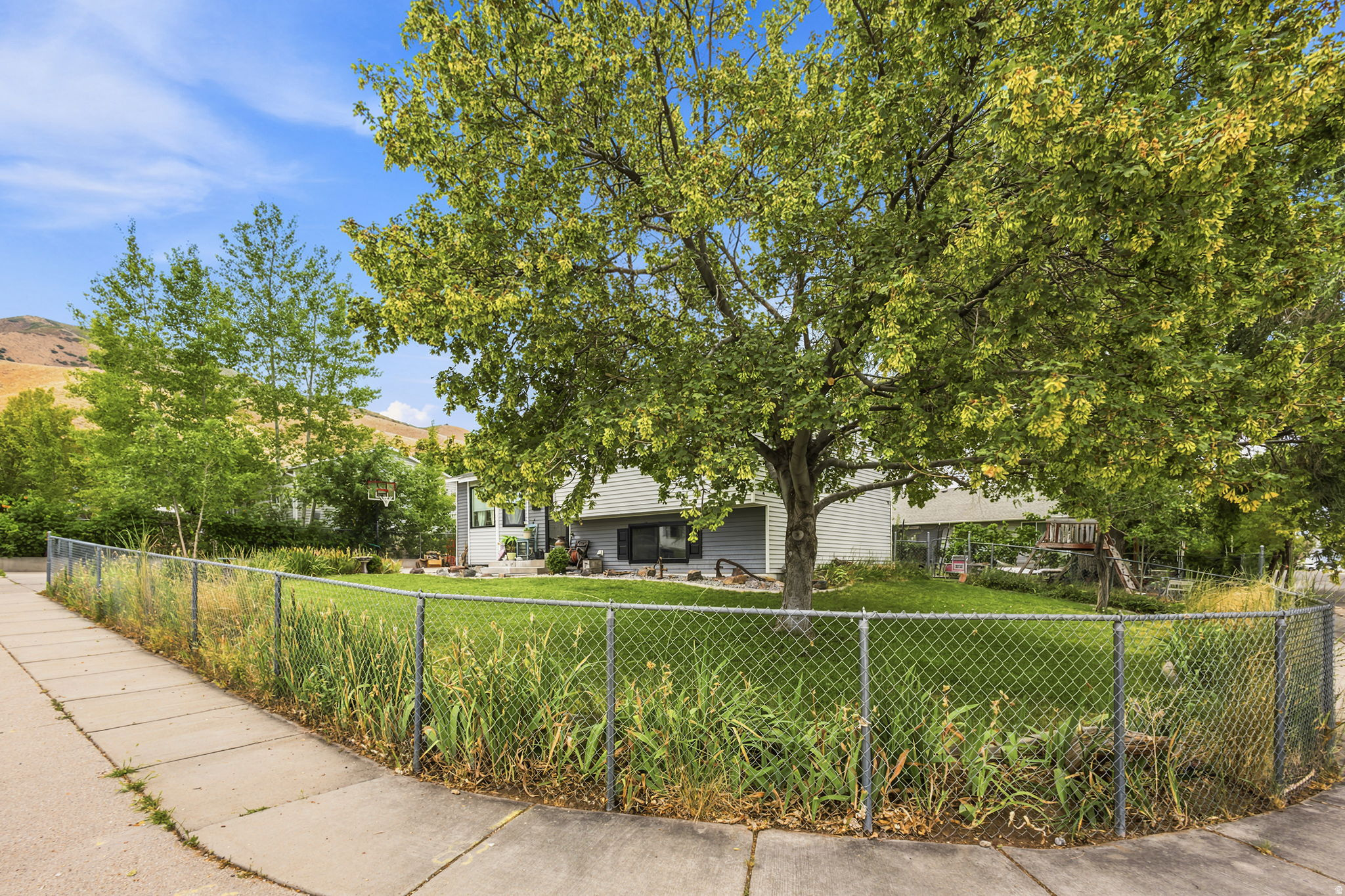 SO LAND TERRACE - Residential