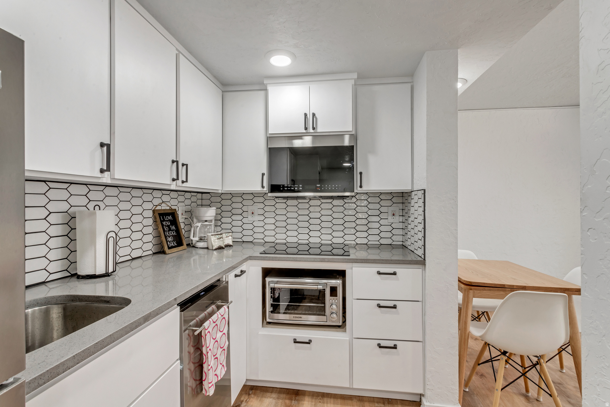 NEW CLAIM CONDOMINIU - Residential