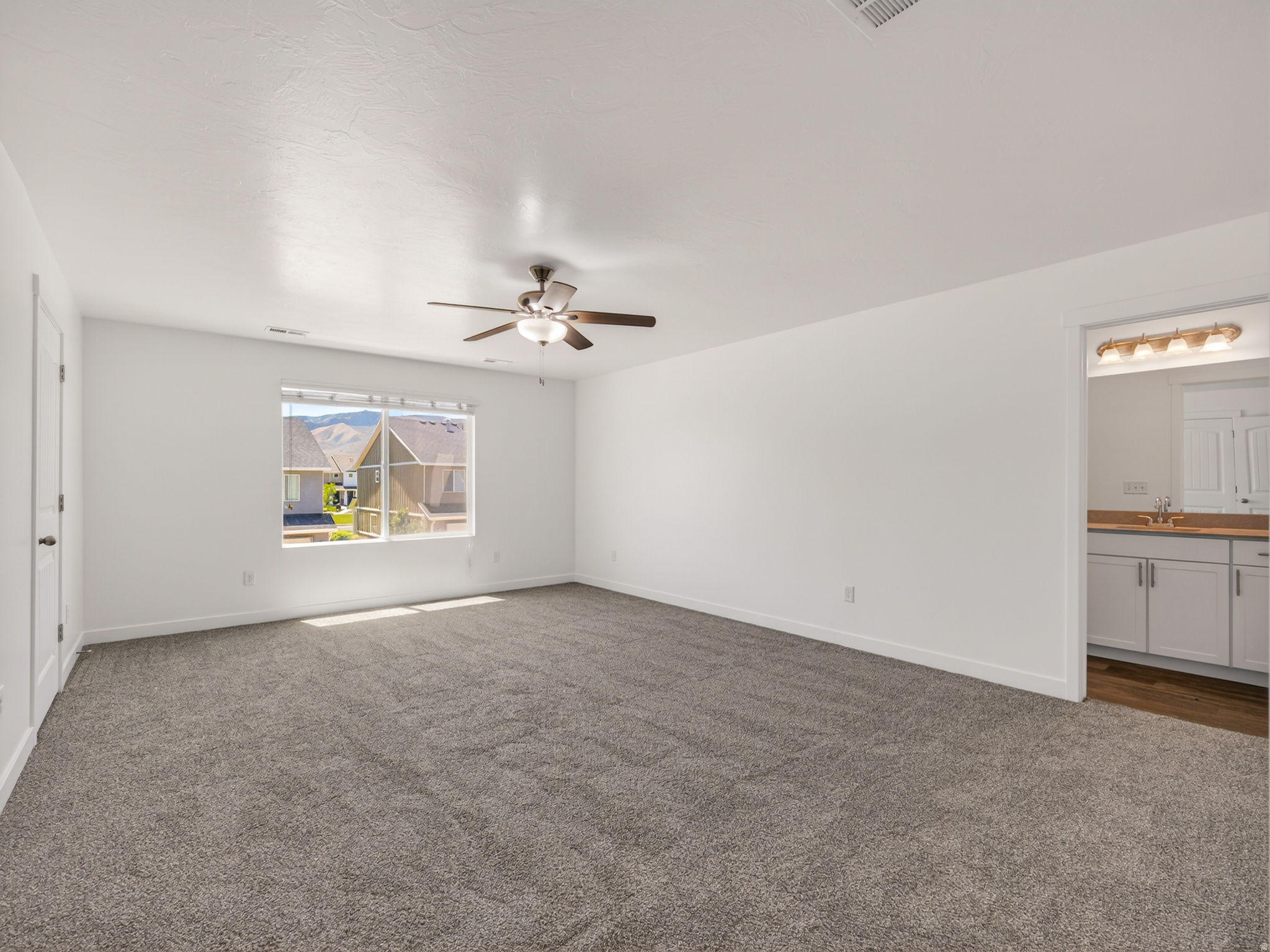LEGACY FARMS - Residential