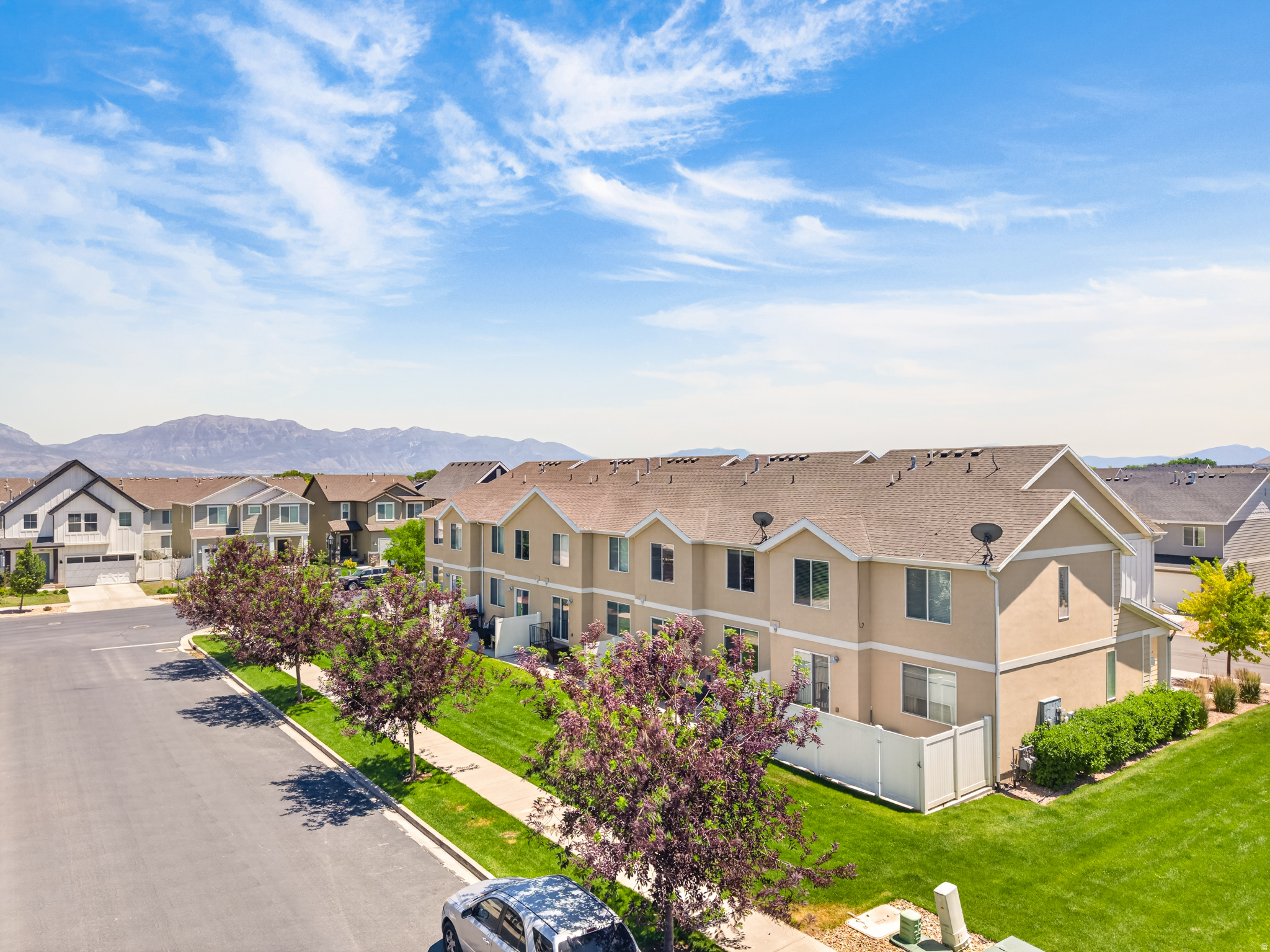LEGACY FARMS - Residential