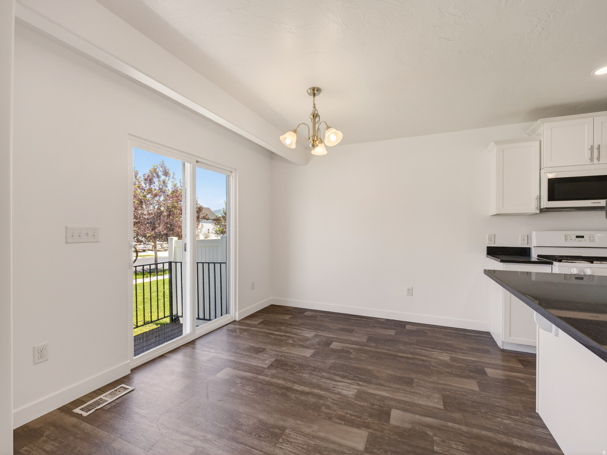 LEGACY FARMS - Residential