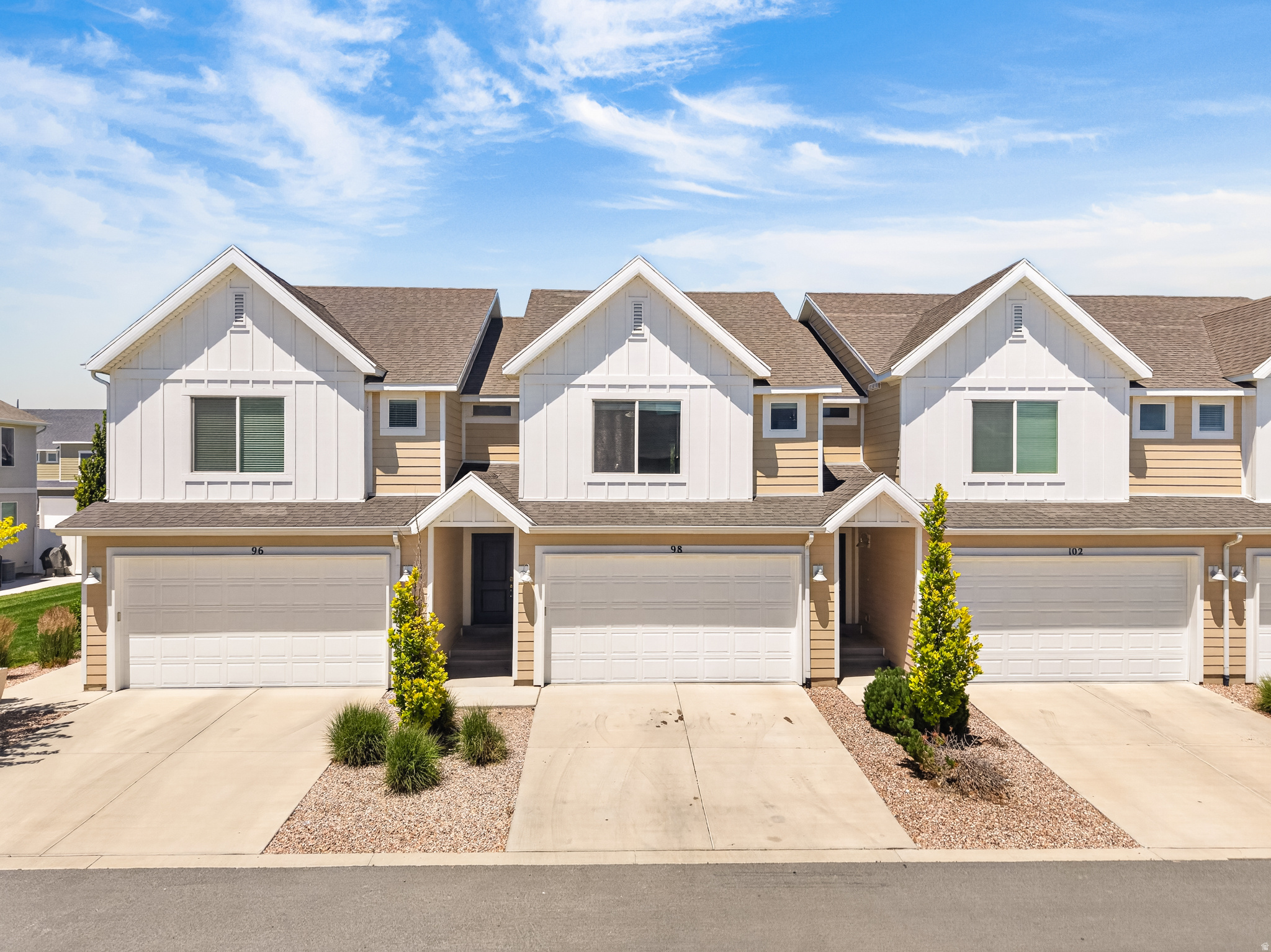 LEGACY FARMS - Residential