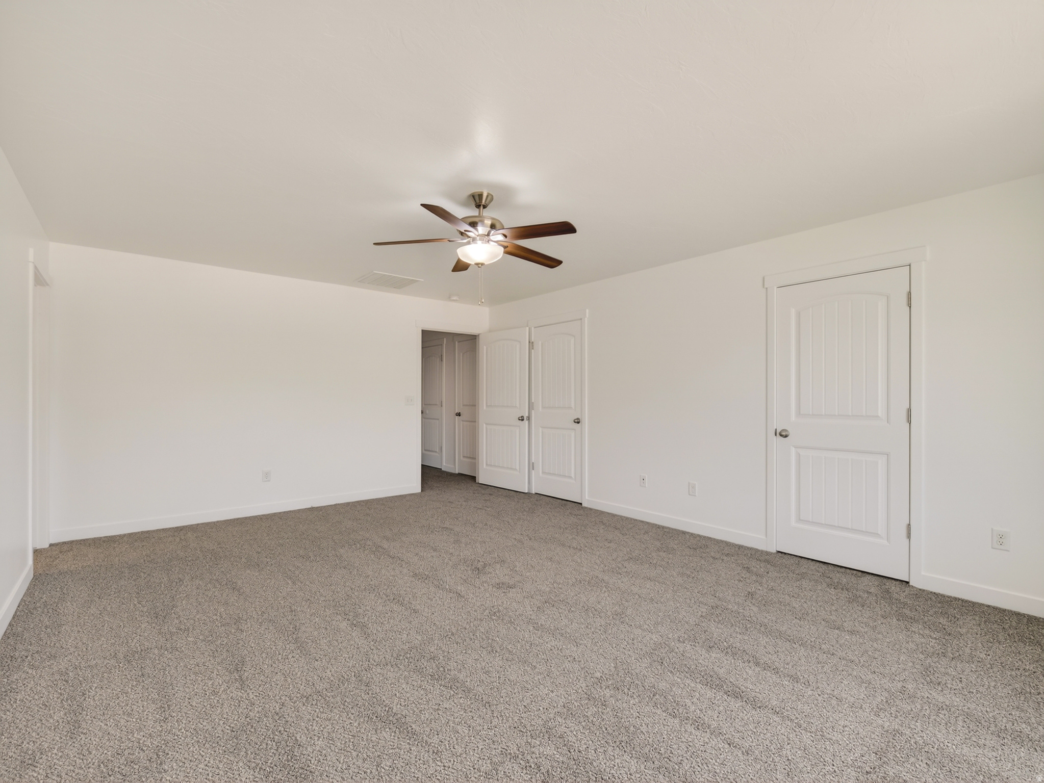 LEGACY FARMS - Residential