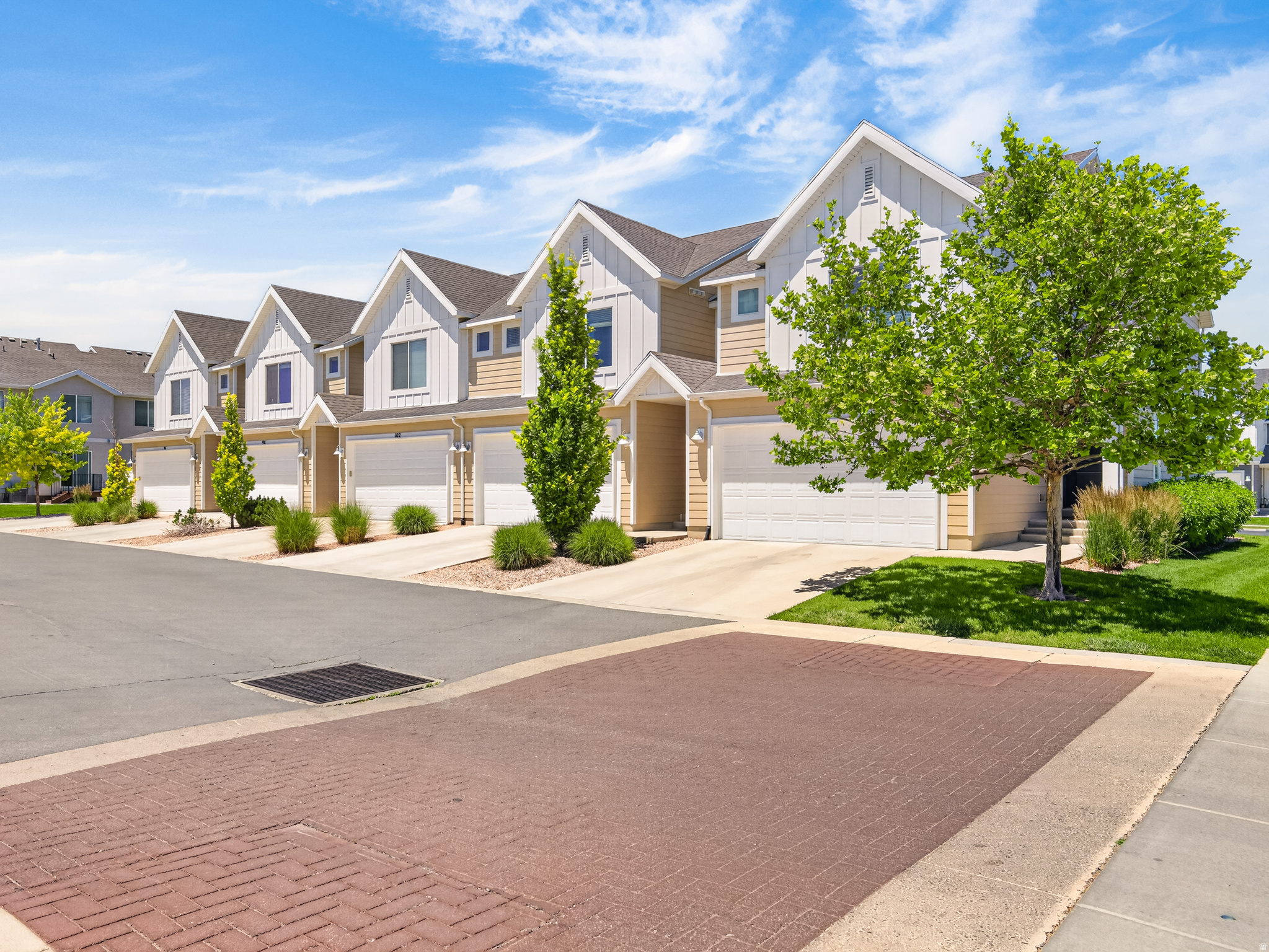 LEGACY FARMS - Residential