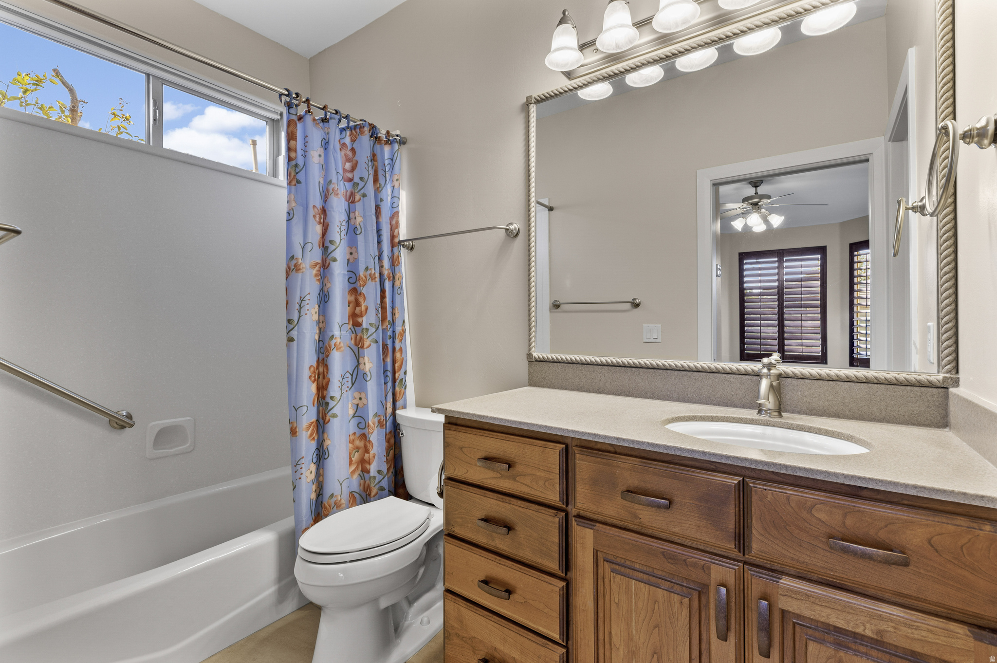 WAILEA FALLS AT STONEBRIDGE - Residential
