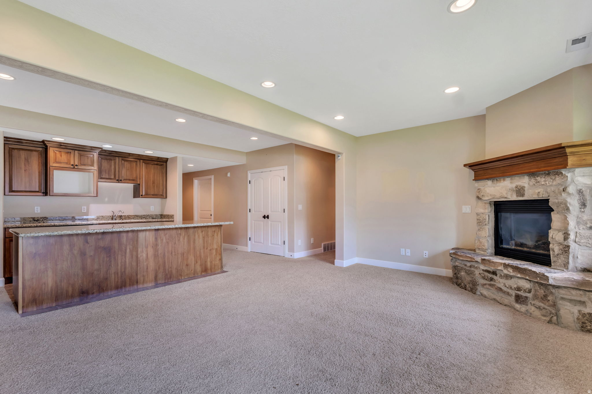 MONTREAUX AT SOUTH MOUNTAIN - Residential