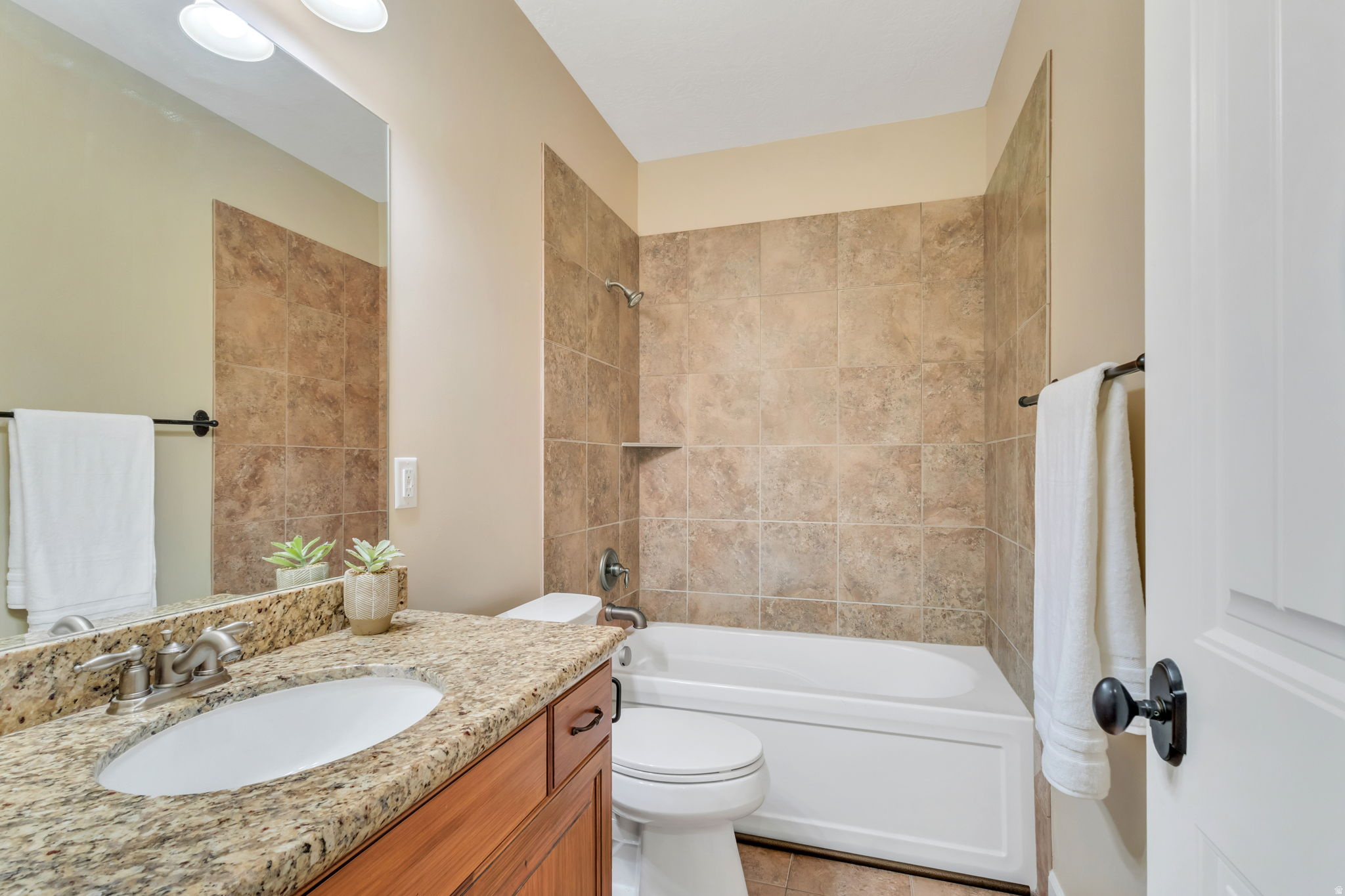 MONTREAUX AT SOUTH MOUNTAIN - Residential