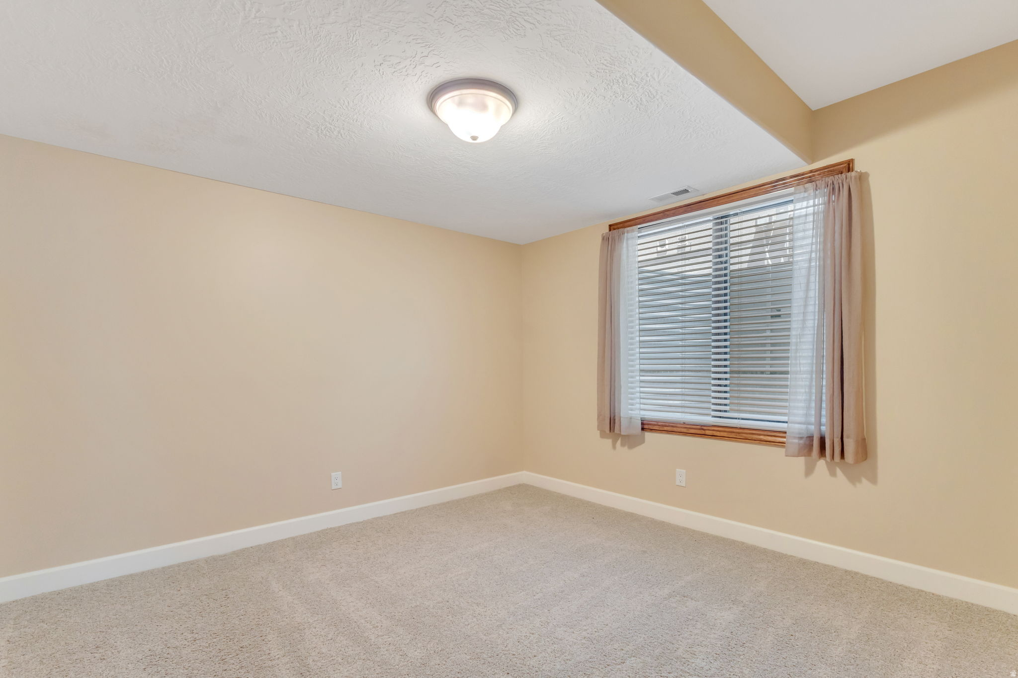 MONTREAUX AT SOUTH MOUNTAIN - Residential