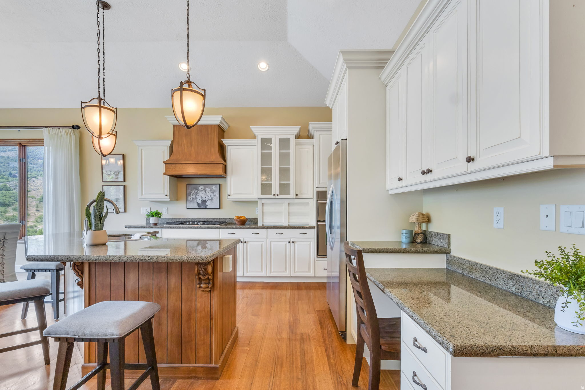 MONTREAUX AT SOUTH MOUNTAIN - Residential