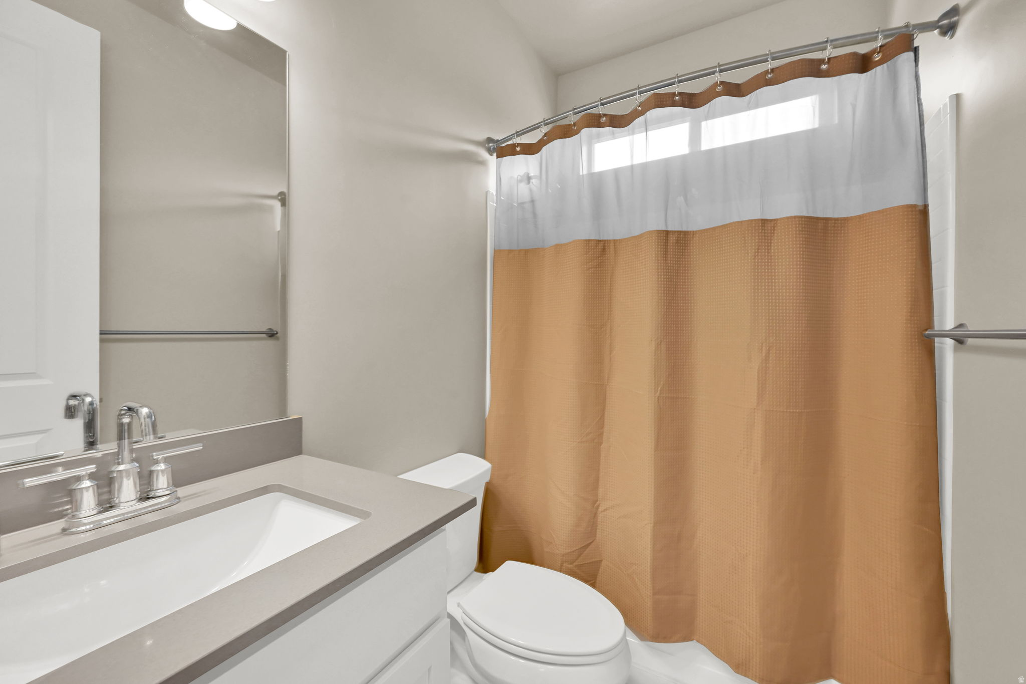 HOLBROOK PLACE - Residential