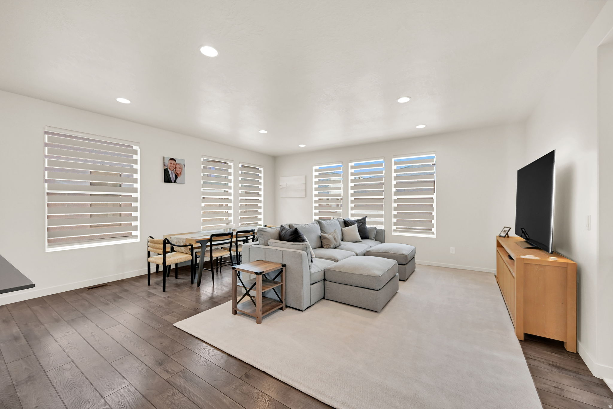 HOLBROOK PLACE - Residential