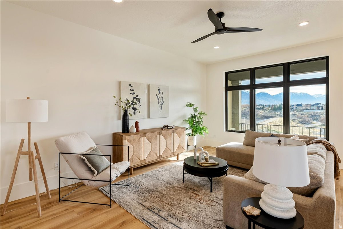 CENTER POINTE - Residential