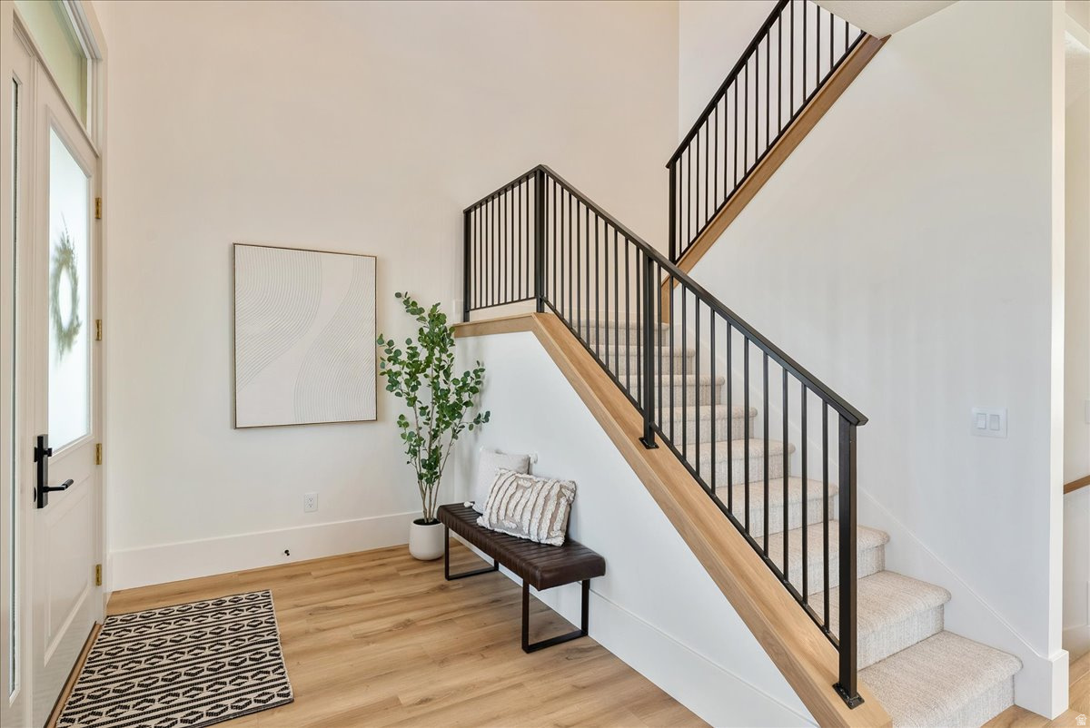 CENTER POINTE - Residential